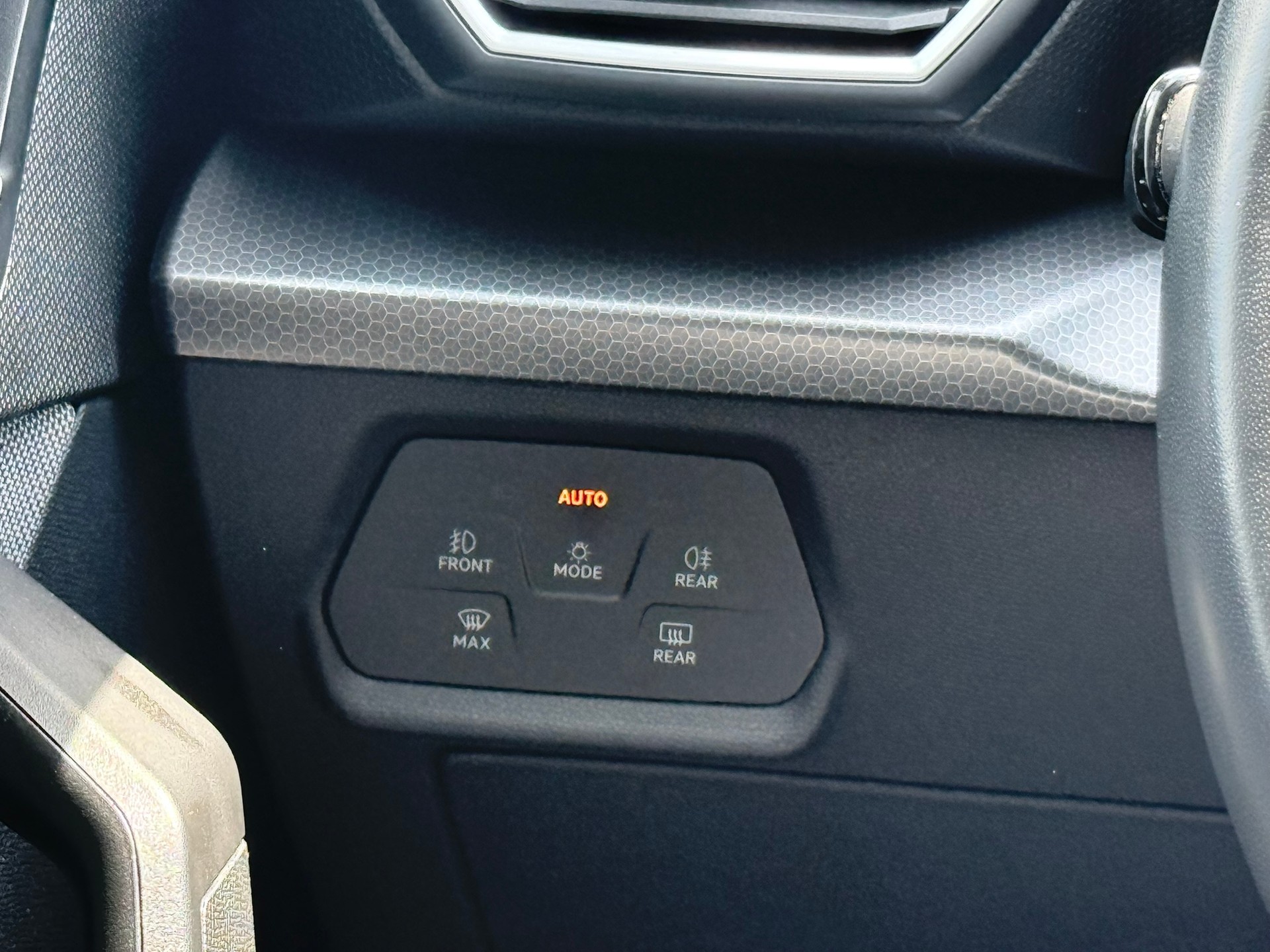 SEAT Leon ST 2.0 TDI EVO DSG Style-image-25