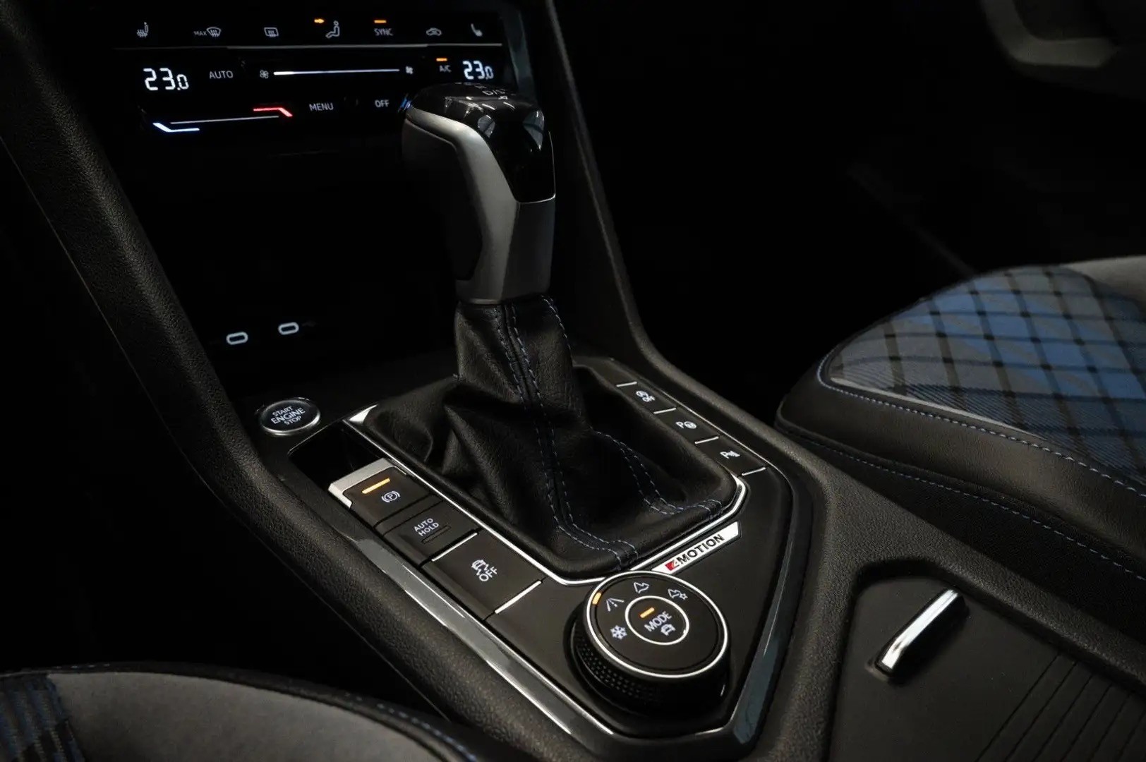 VW Volkswagen Tiguan R 4Motion| BLACK-STYLE|R-SITZE|H&K | 12 MONATE GARANTIE-image-13