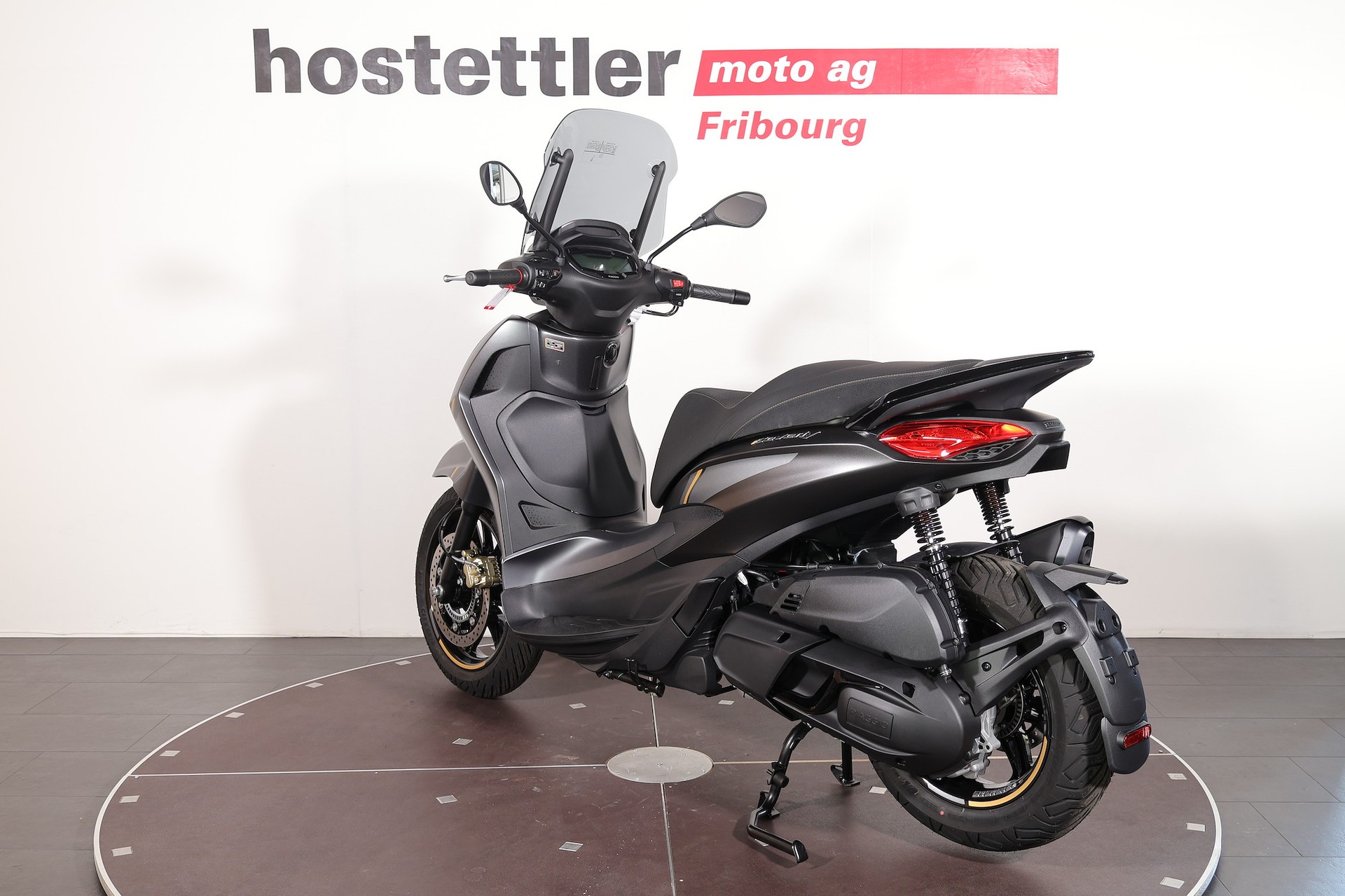 PIAGGIO Beverly 400 25th Anniversary-showroom-element-3