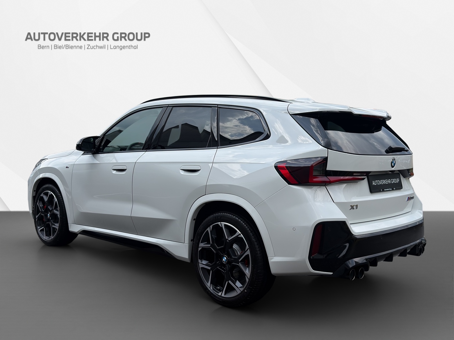 BMW X1 M35i xDrive M Sport Pro-showroom-element-3