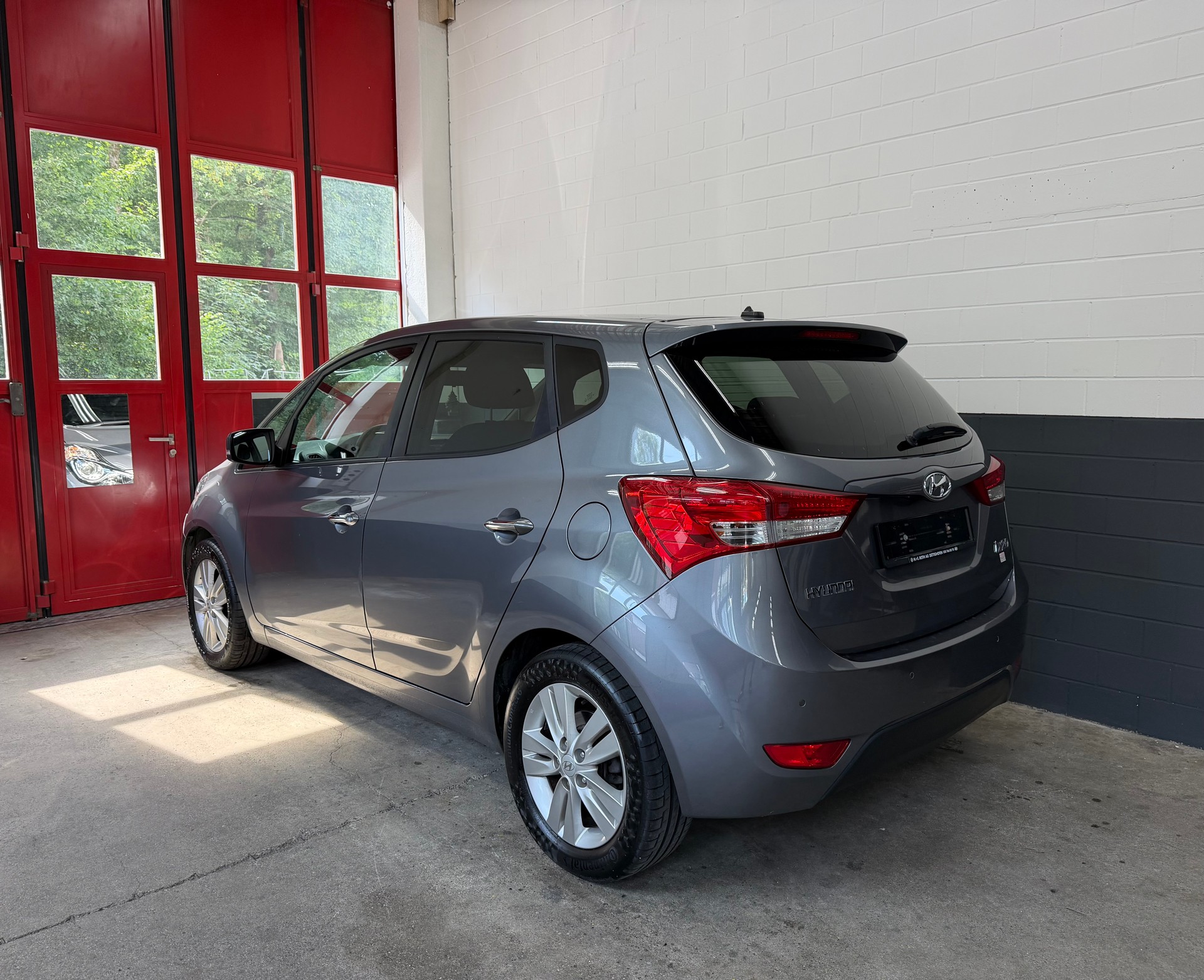 HYUNDAI iX20 1.6 Premium Automatic //NEU AB MFK!-image-5