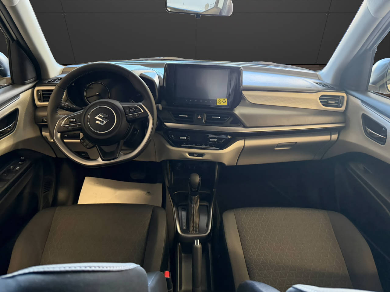 SUZUKI Swift 1.2 Compact Top Hybrid-image-4