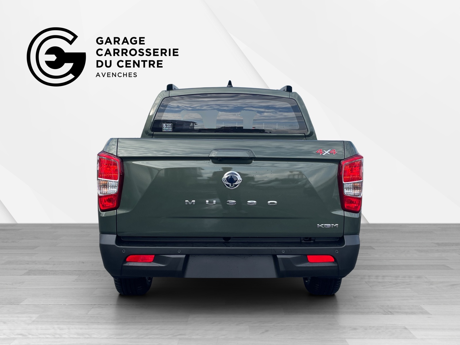 KGM-SsangYong Musso 2.2 Titanium 4WD A-image-2