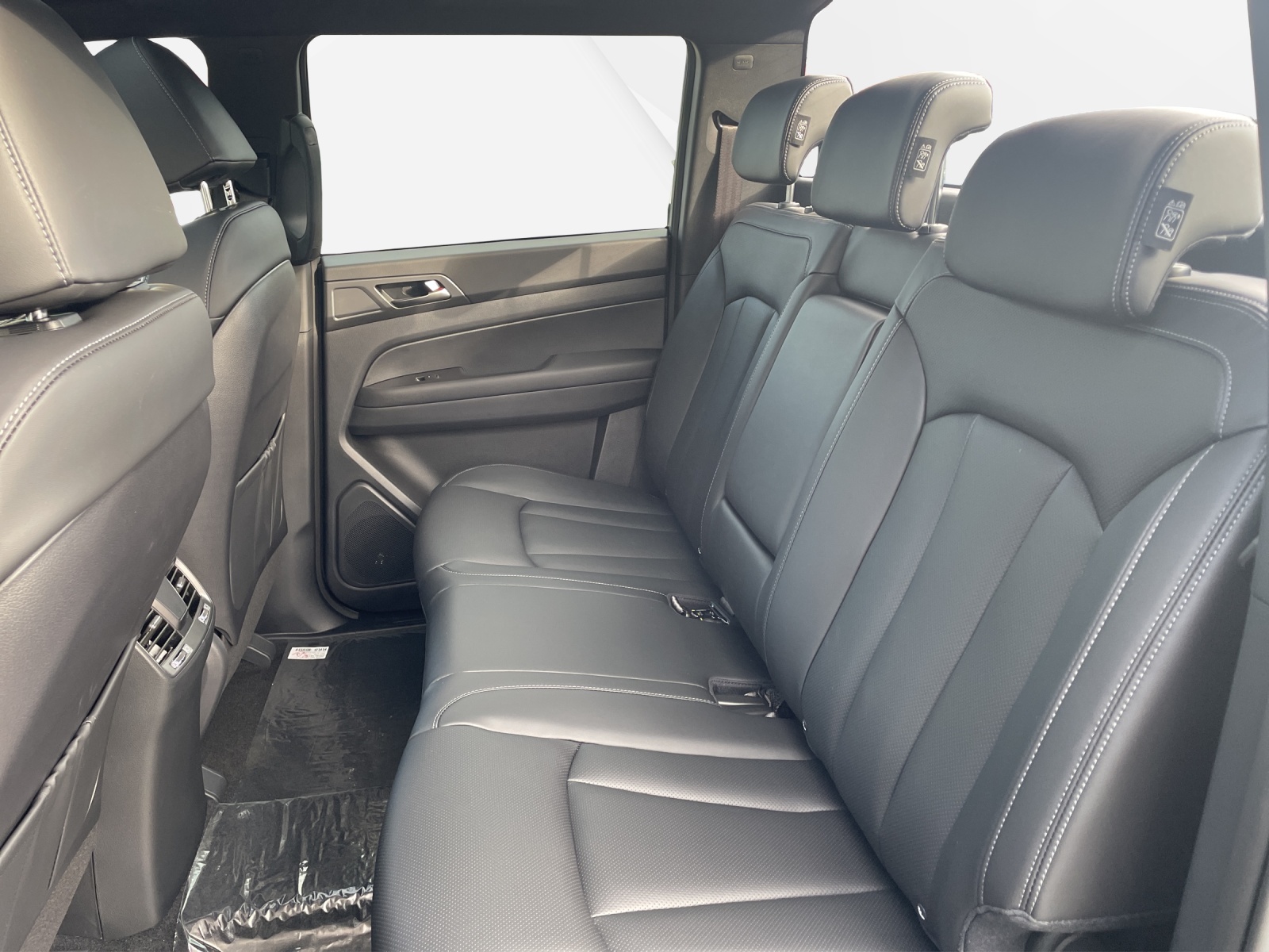 KGM-SsangYong Musso 2.2 Titanium 4WD A-image-8