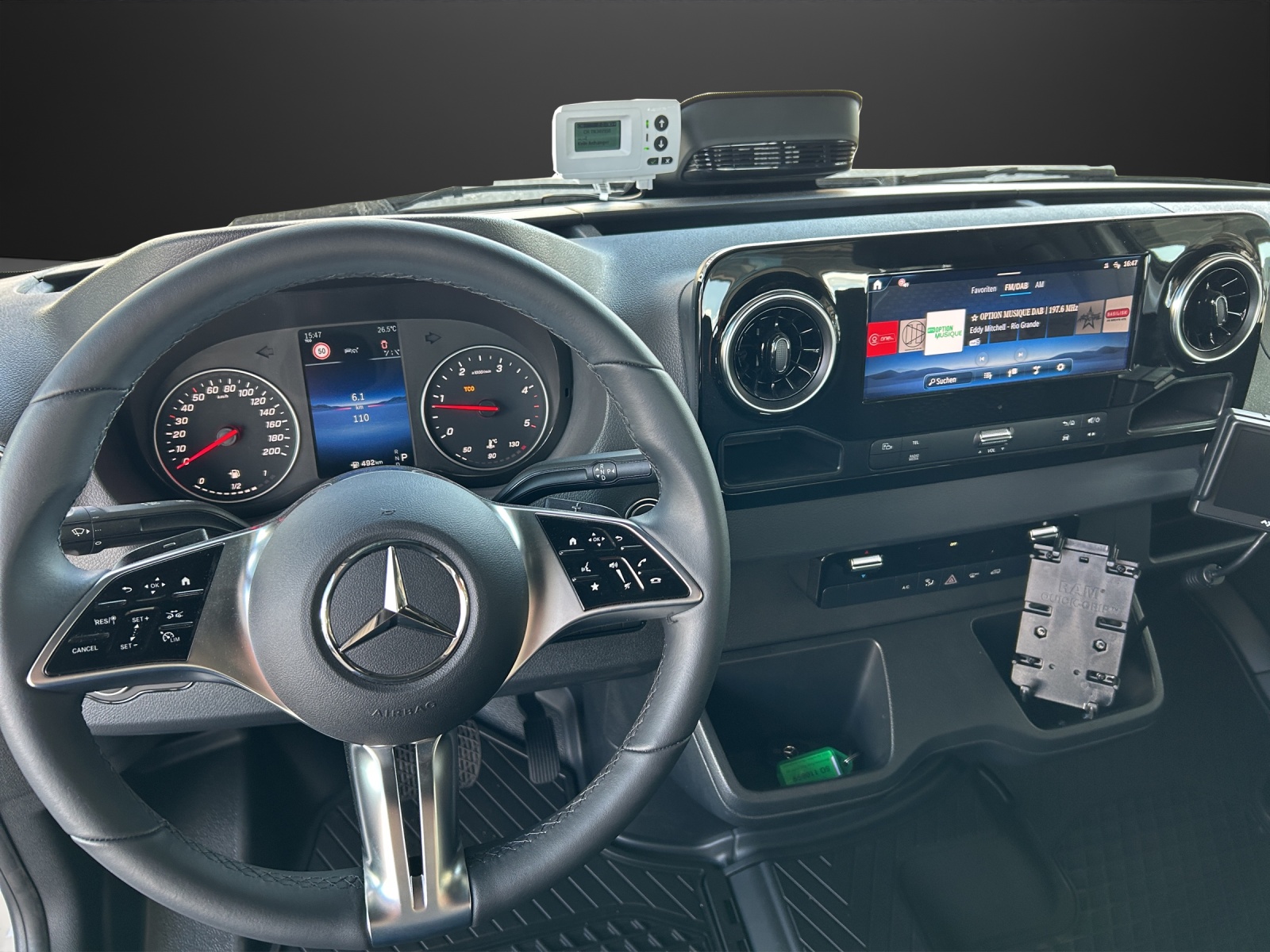 MERCEDES-BENZ Sprinter 519 CDI Standard 9G-TRONIC "Sattelschlepper"-image-7