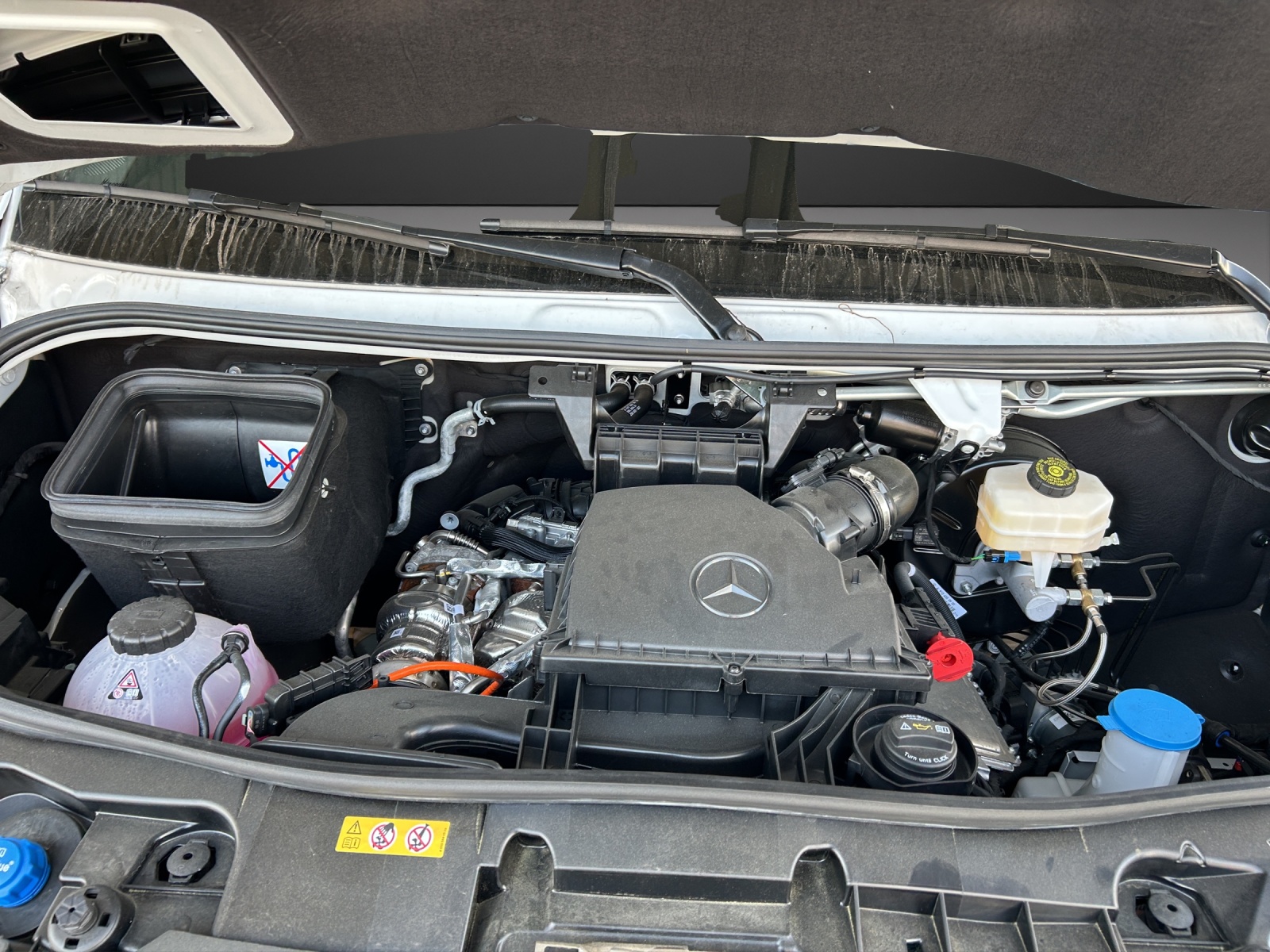 MERCEDES-BENZ Sprinter 519 CDI Standard 9G-TRONIC "Sattelschlepper"-image-12