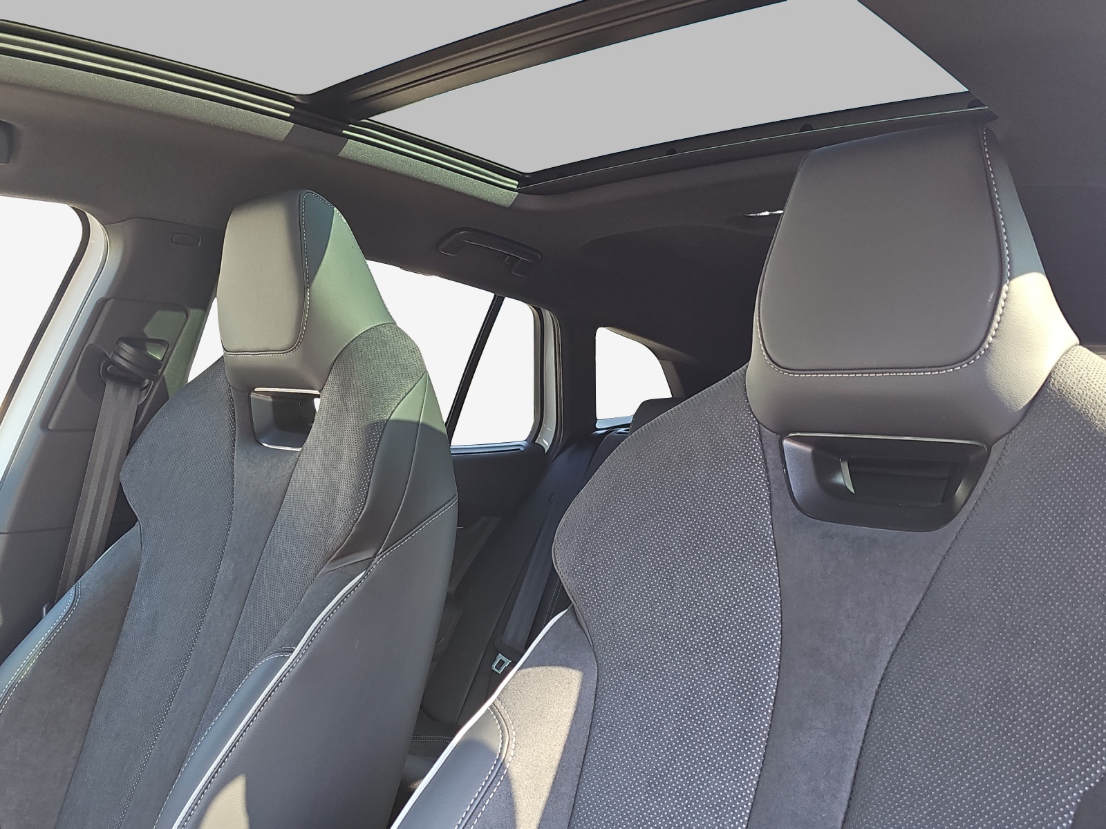 SKODA Enyaq 85x Sportline 4x4-image-13