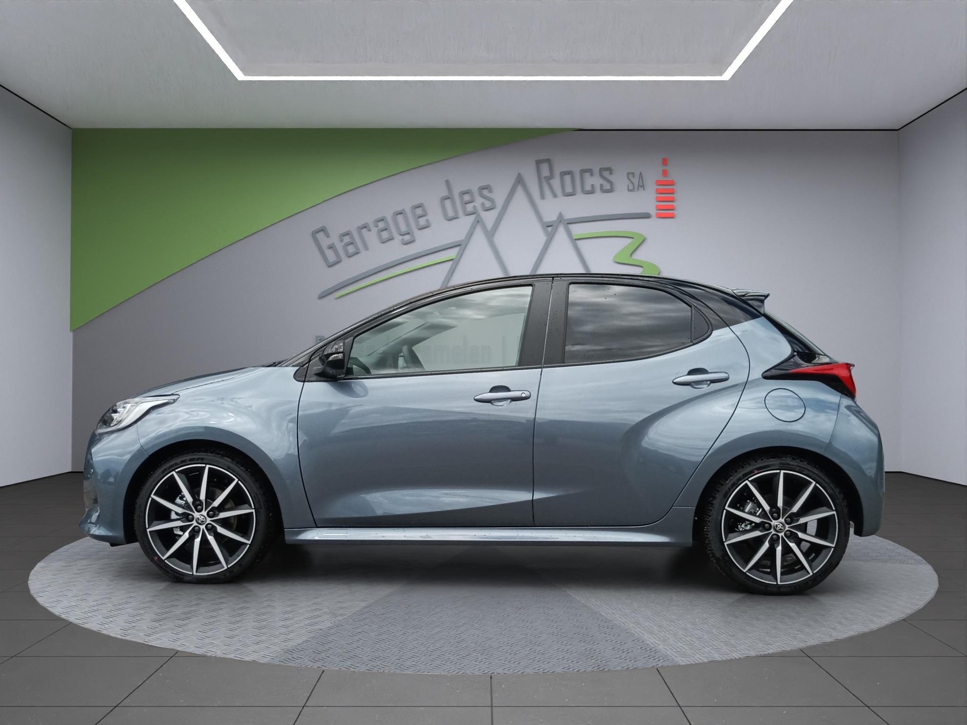 TOYOTA Yaris 1.5 VVT-i HSD GR Sport-image-4