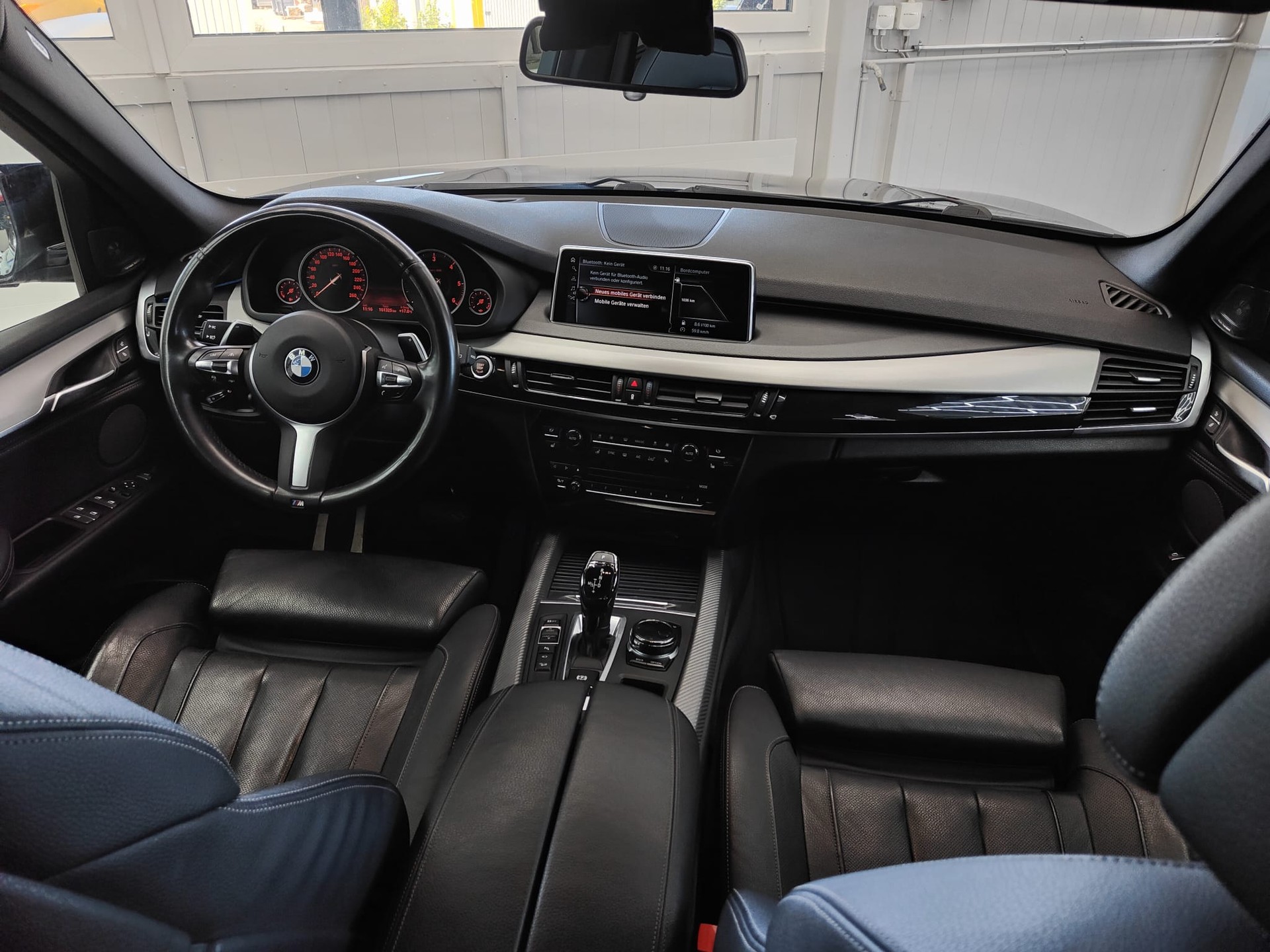 BMW X5 xDrive 40d Steptronic-image-9