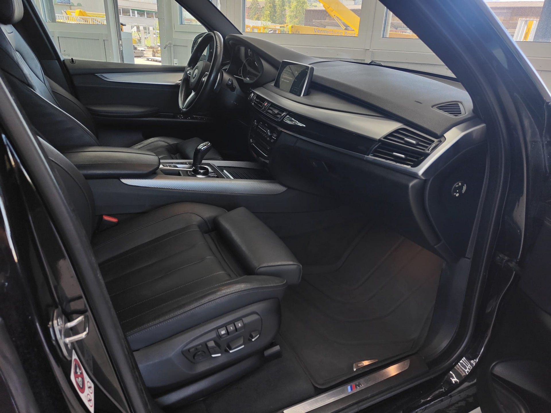 BMW X5 xDrive 40d Steptronic-image-10