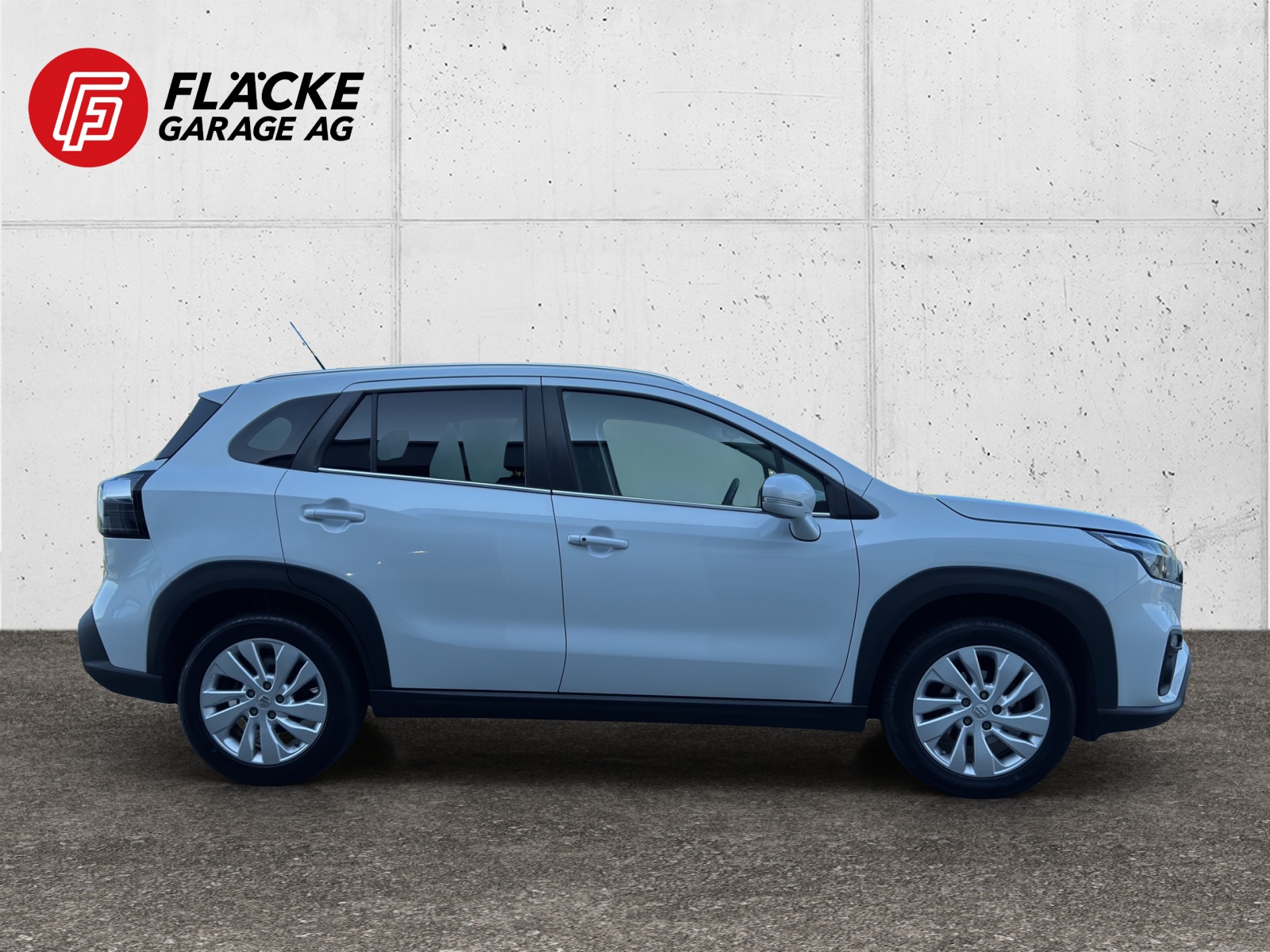 SUZUKI SX4 S-Cross 1.4 16V Compact+ Hybrid 4WD Automatic-image-4