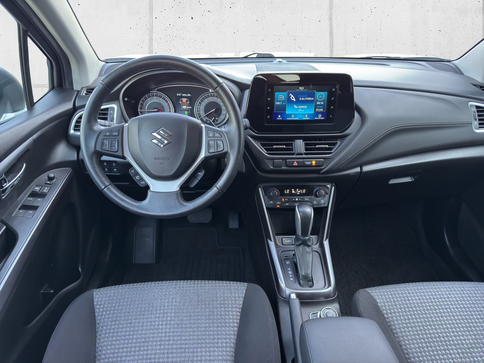 SUZUKI SX4 S-Cross 1.4 16V Compact+ Hybrid 4WD Automatic-image-10