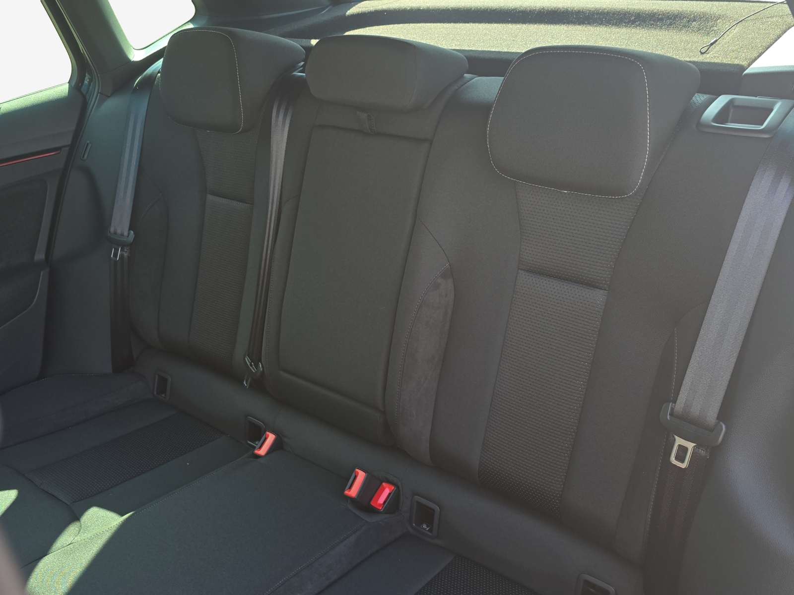 SKODA Kamiq 1.0 TSI Dynamic DSG-image-11