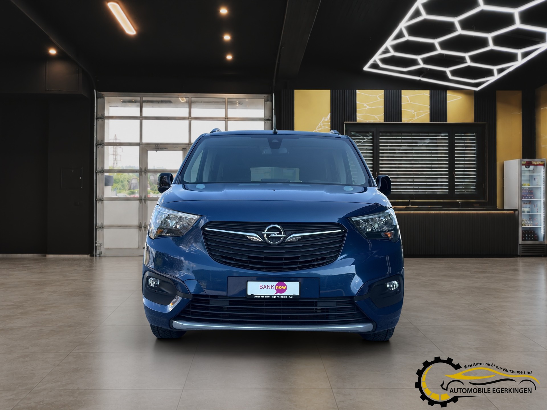 OPEL Combo Life 1.5 D Ultimate S/S-image-1