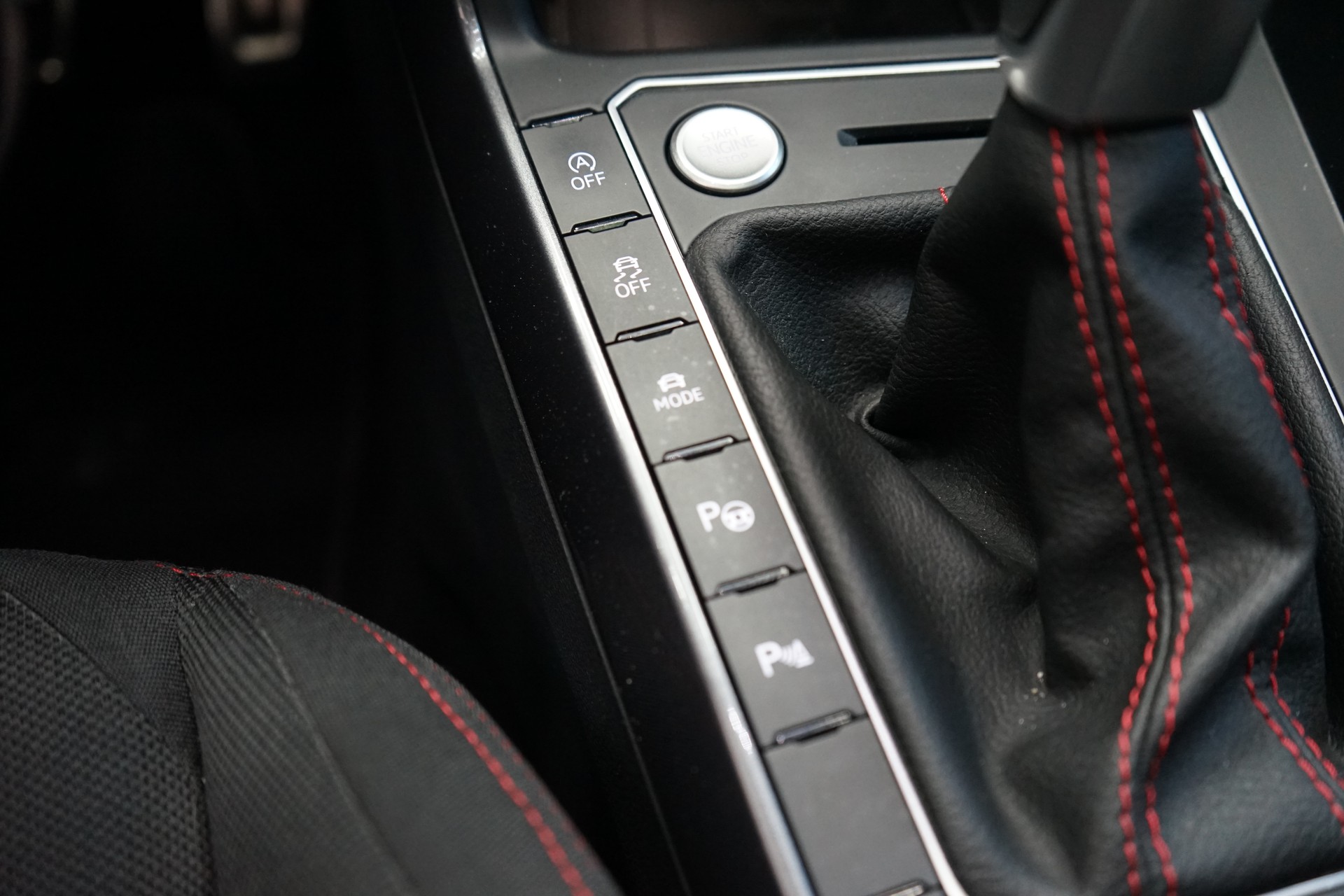 VW Polo 2.0 TSI GTI DSG-image-11