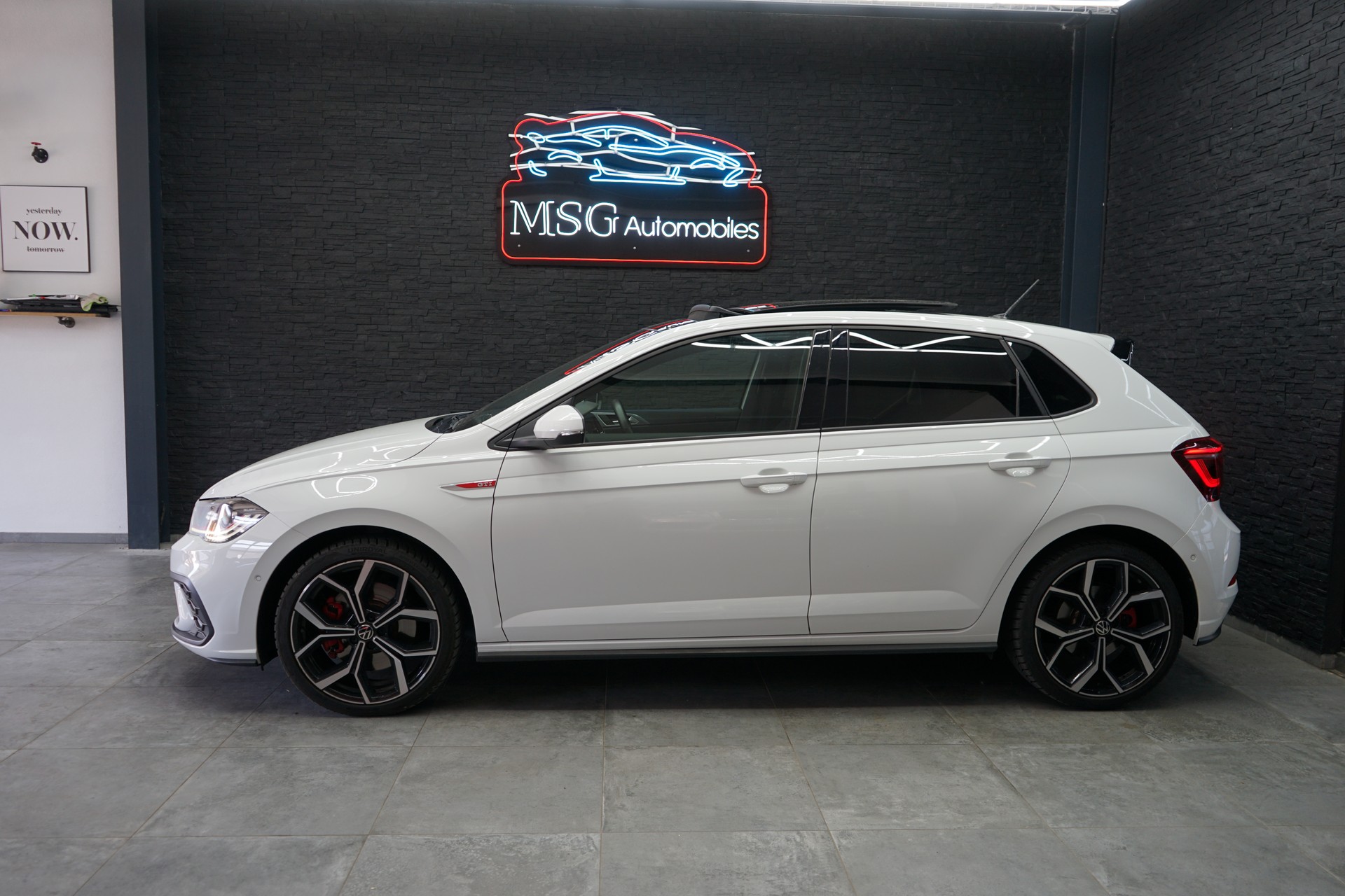 VW Polo 2.0 TSI GTI DSG-image-1