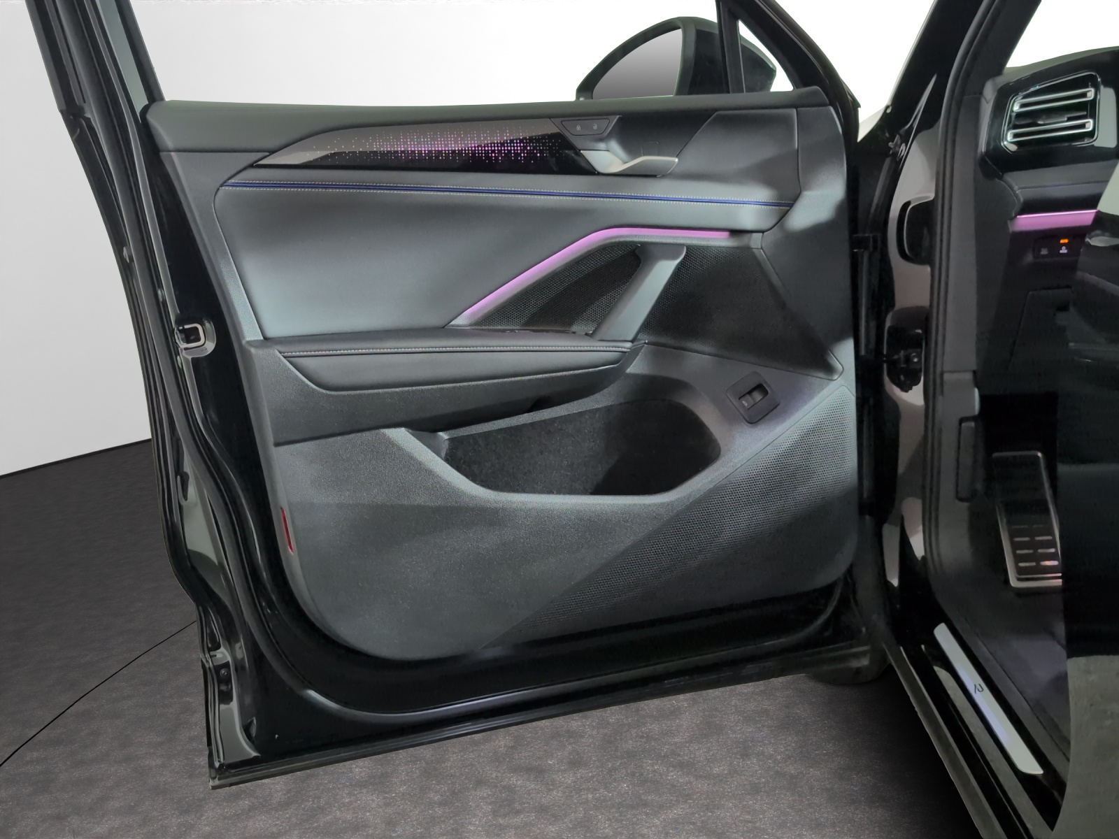 VW Tiguan 2.0 TSI United DSG 4Motion-image-14
