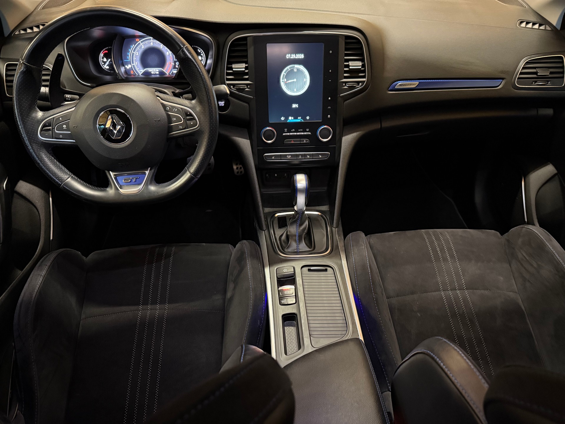 RENAULT Mégane 1.6 16V Turbo GT EDC-image-8