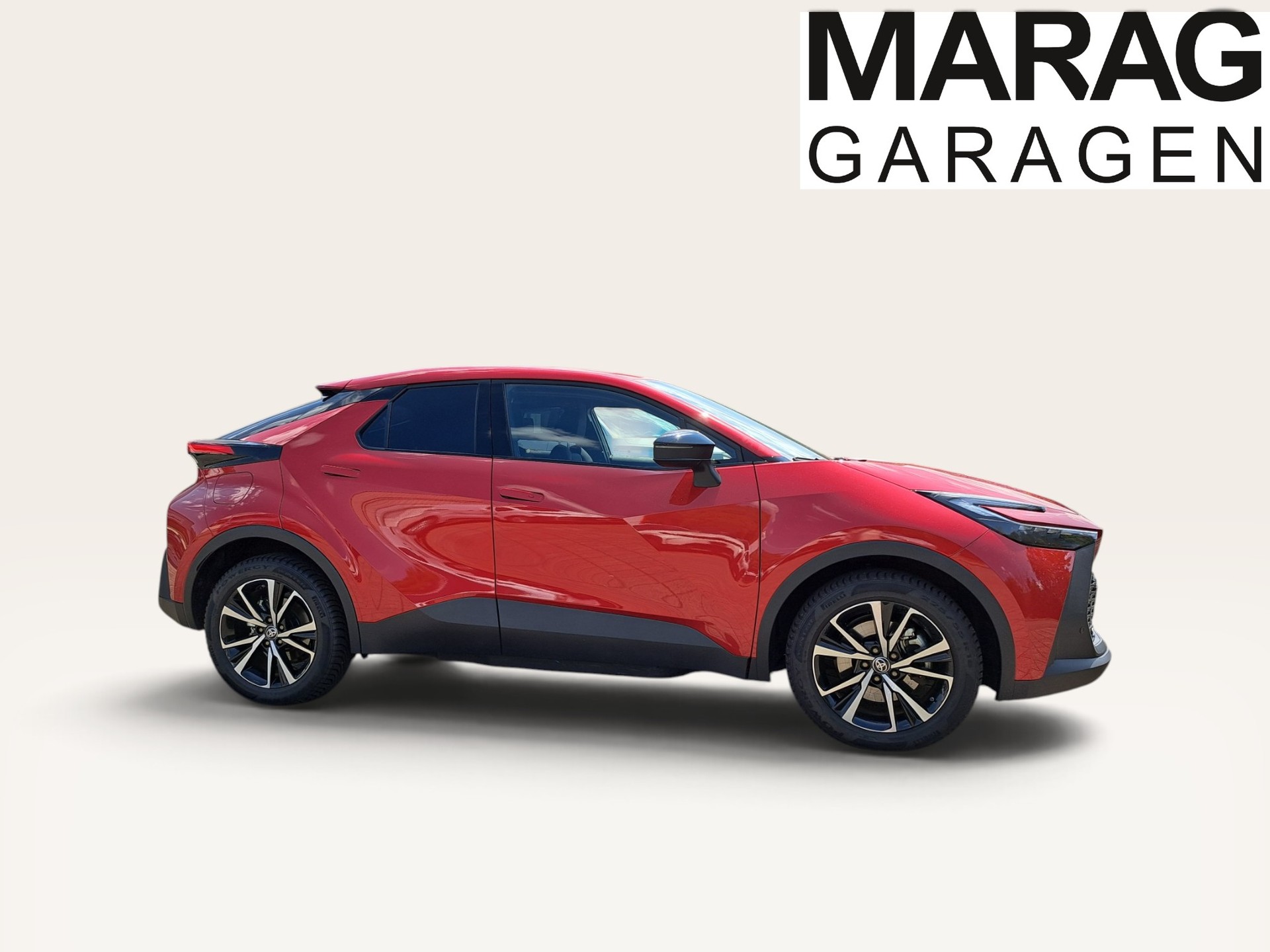 TOYOTA C-HR 2.0 PHEV CVT Swiss Edition-image-3