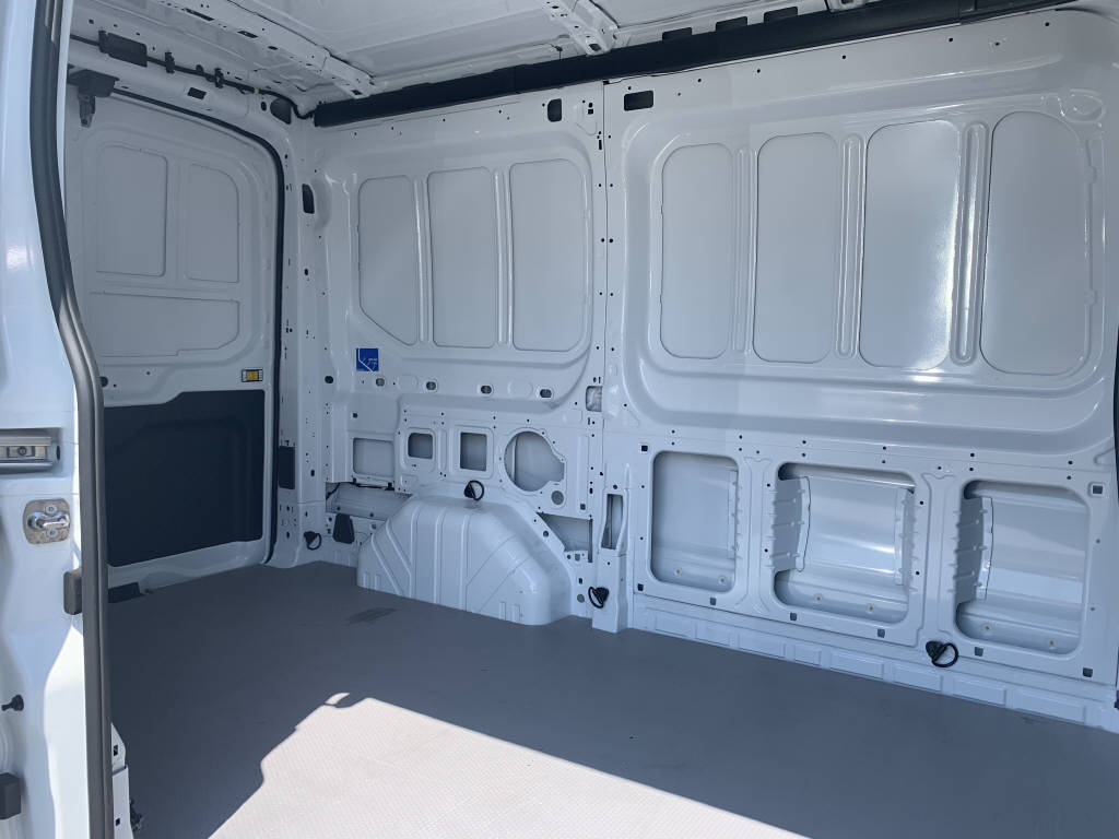 FORD Transit Van 350 L2H2 2.0 EcoBlue 130 Trend-image-6