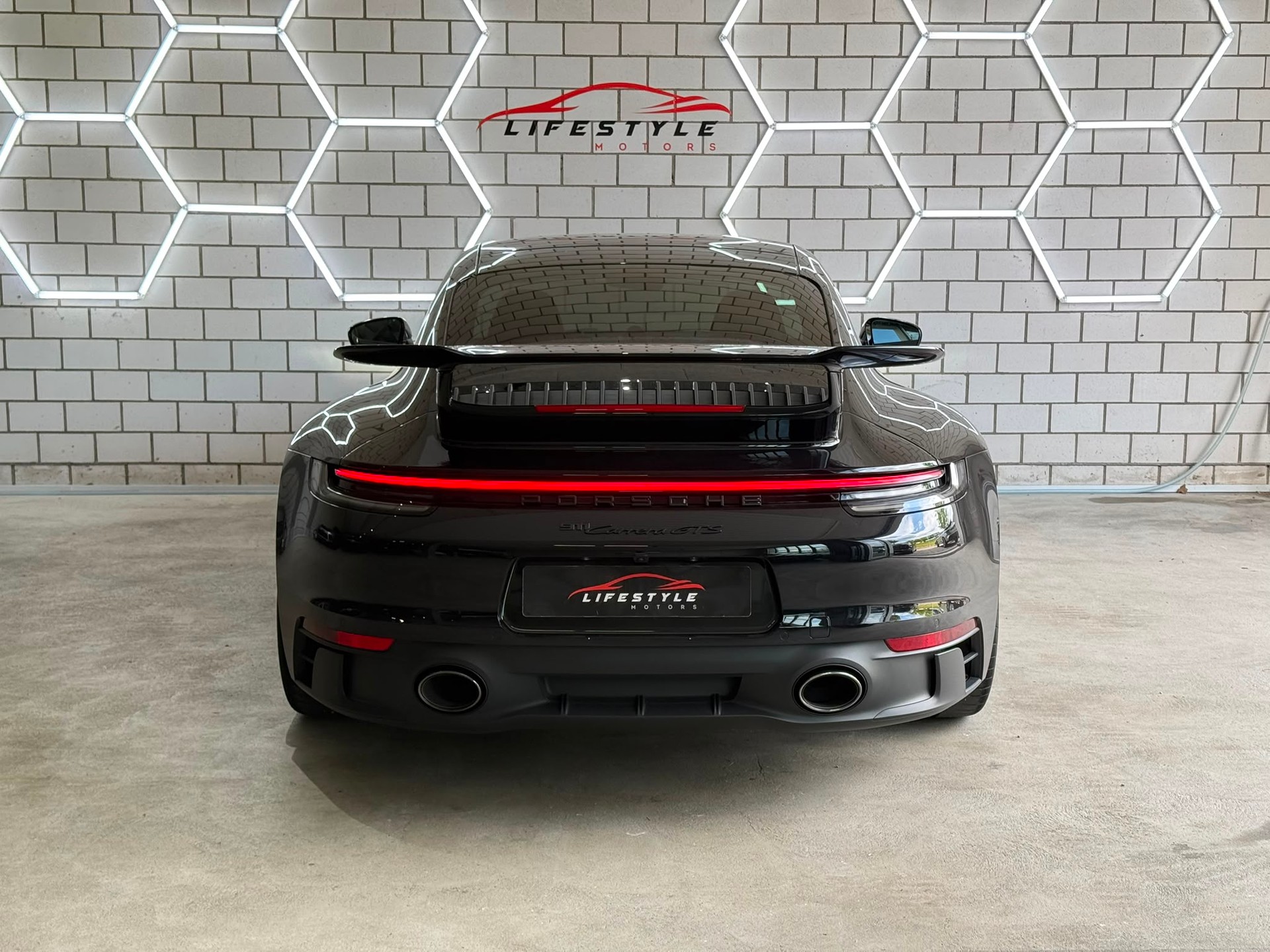 PORSCHE 911 992.1 Carrera GTS PDK mit Aerokit-image-3
