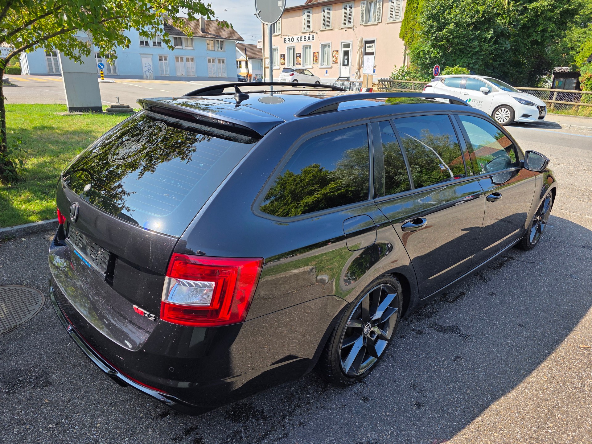 SKODA Octavia Combi 2.0 TSI RS DSG-image-1