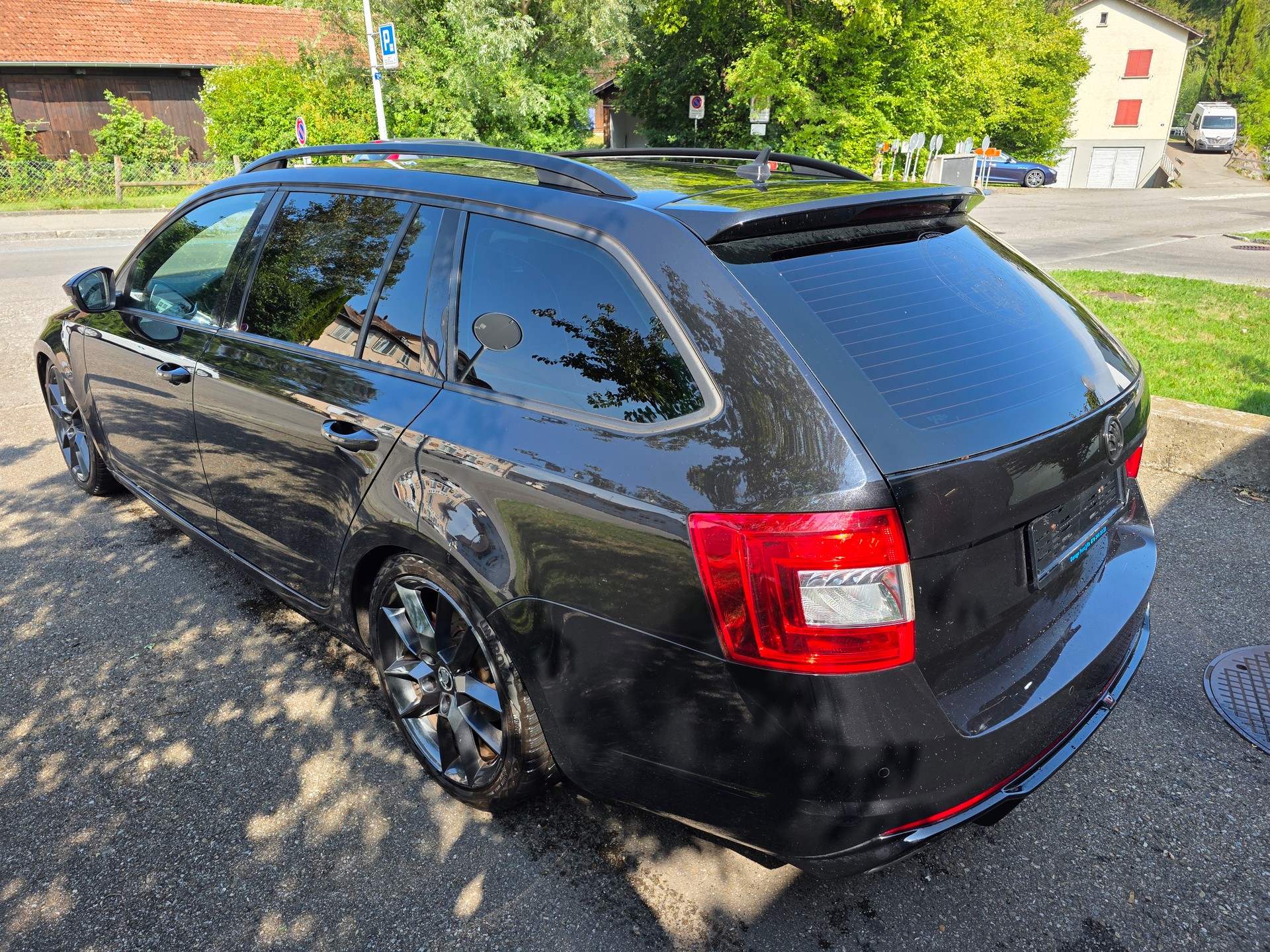 SKODA Octavia Combi 2.0 TSI RS DSG-image-3