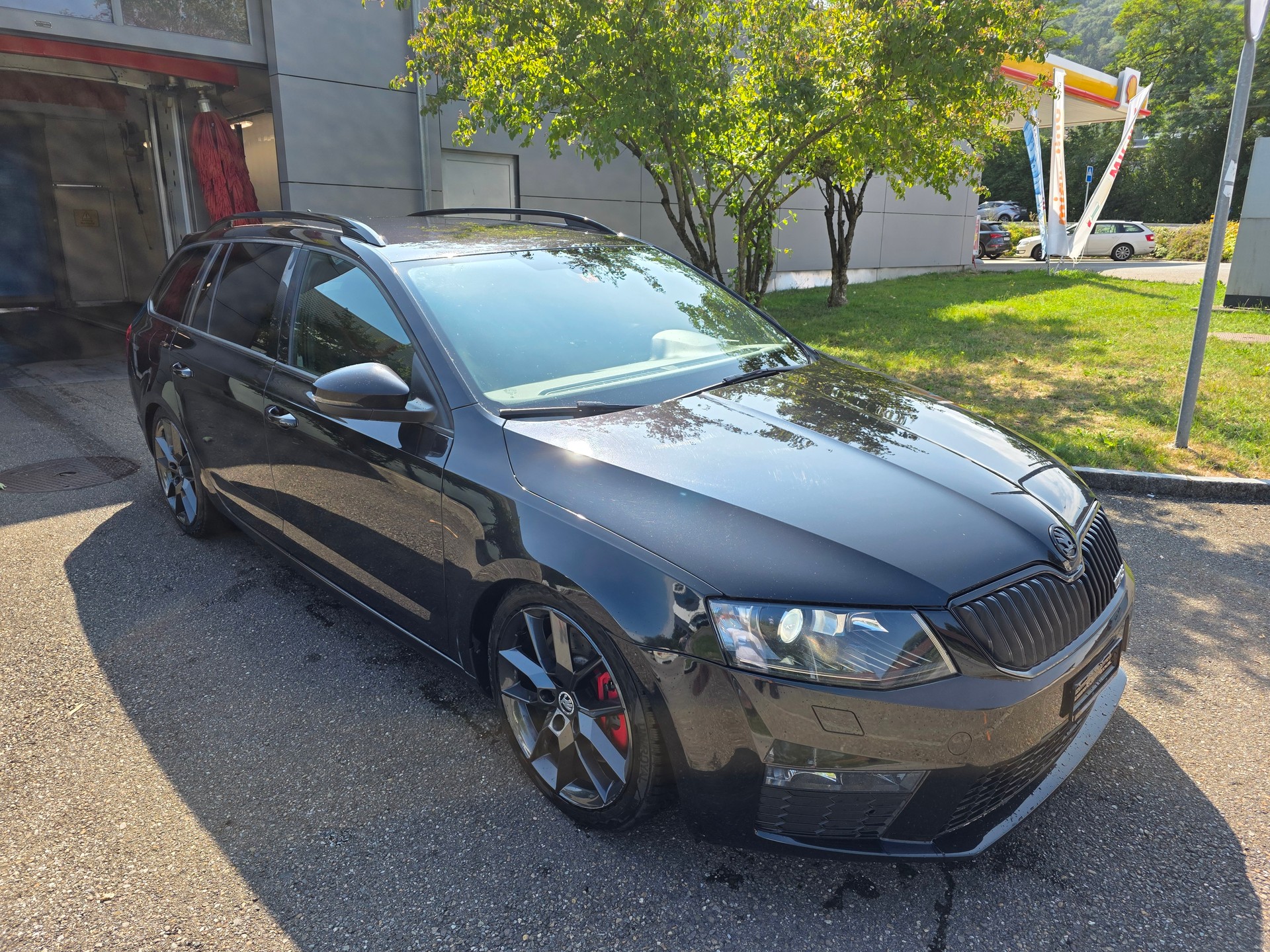 SKODA Octavia Combi 2.0 TSI RS DSG-image-2