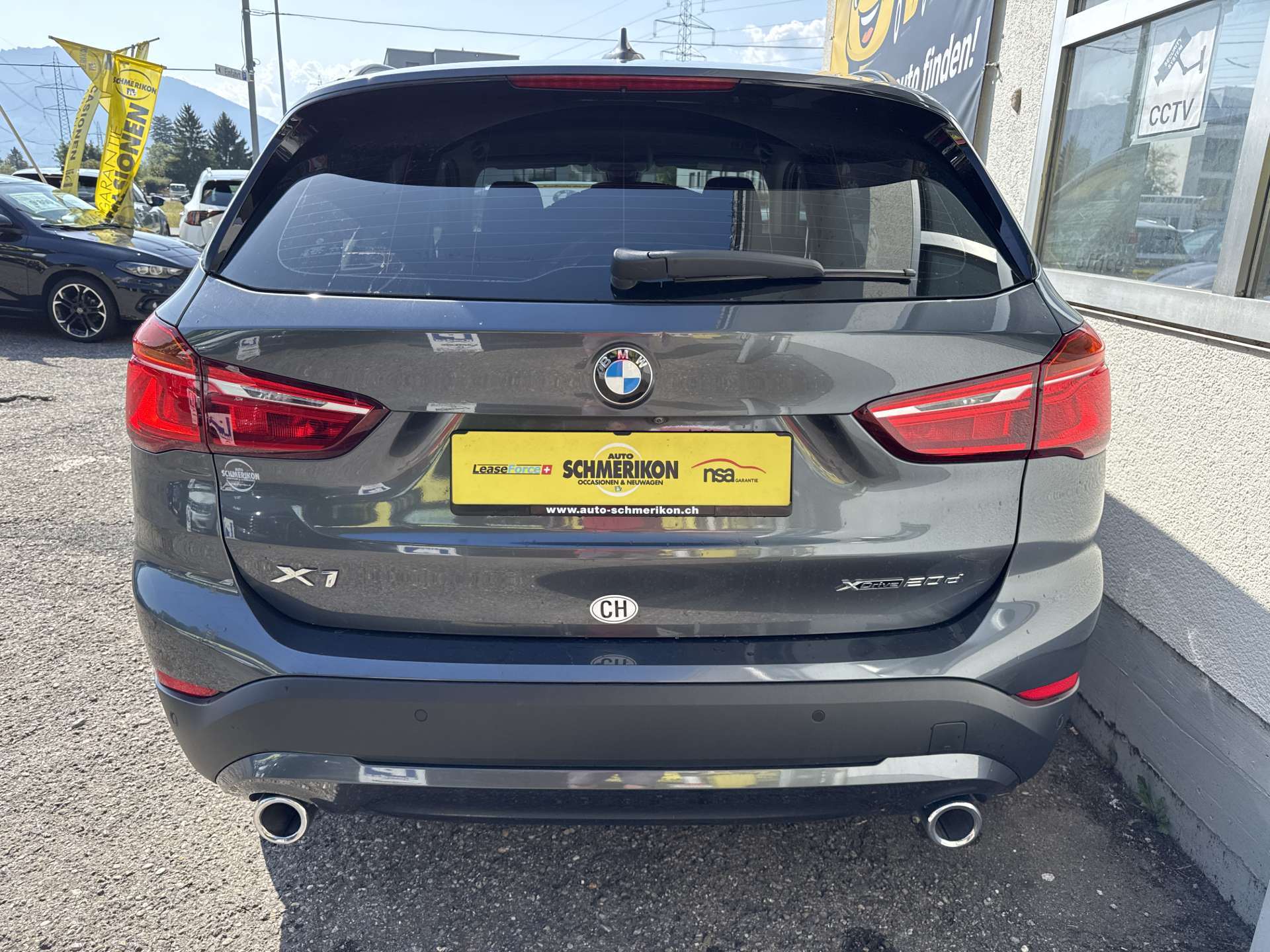 BMW X1 xDrive 20d Steptronic-Automat-image-3