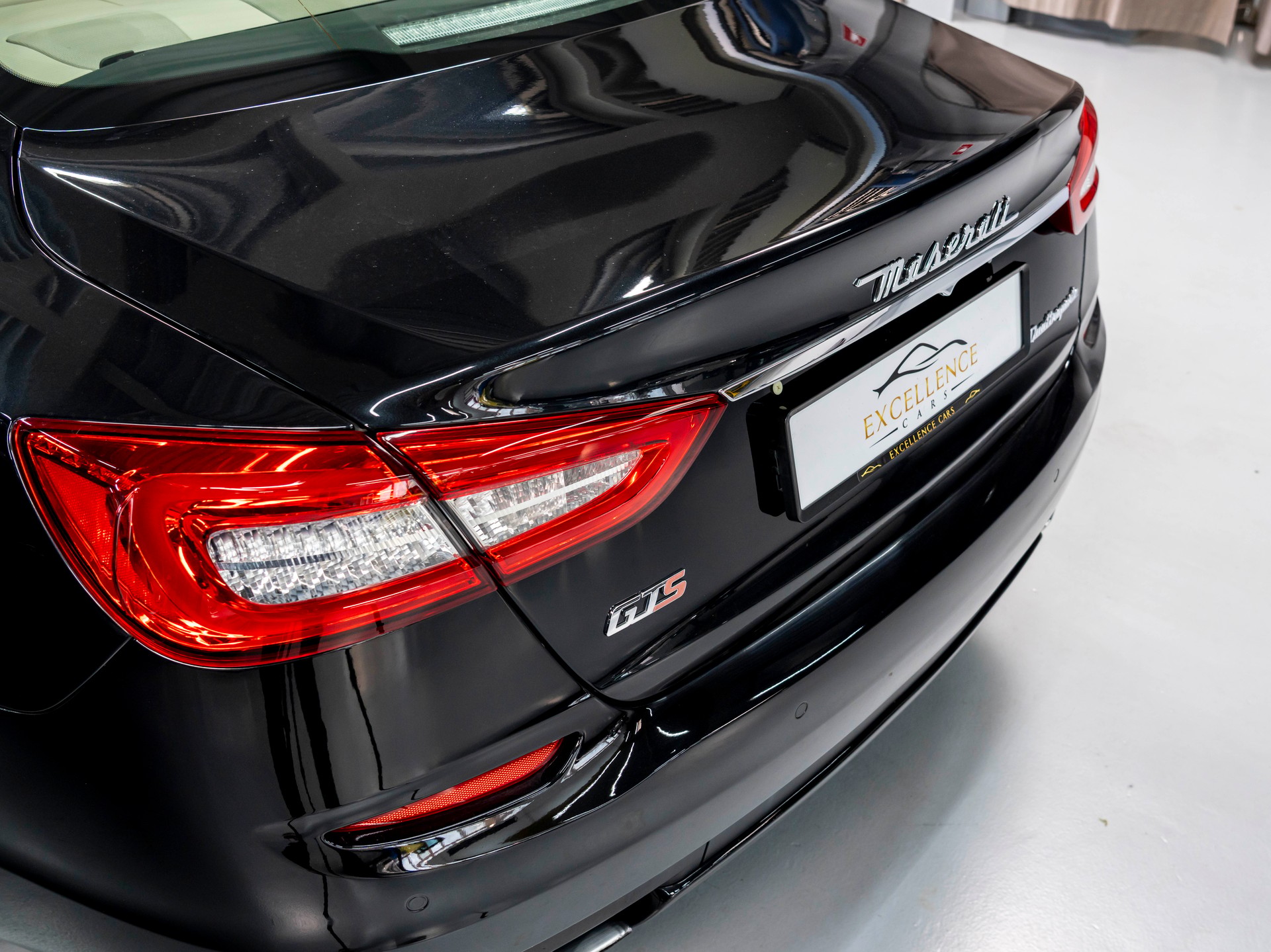 MASERATI Quattroporte 3.8 V8 DI Biturbo GTS Automatica-image-29