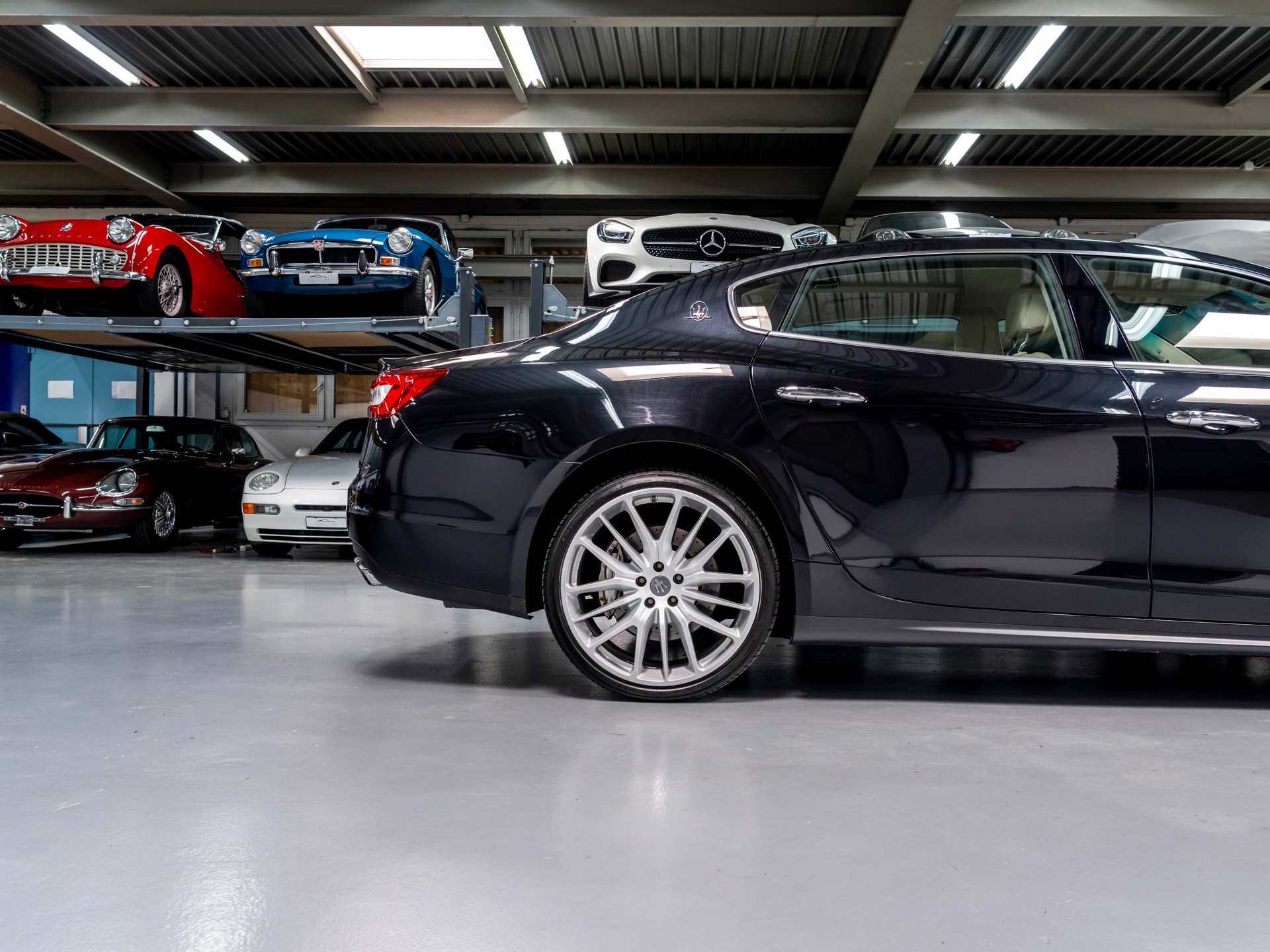 MASERATI Quattroporte 3.8 V8 DI Biturbo GTS Automatica-image-9