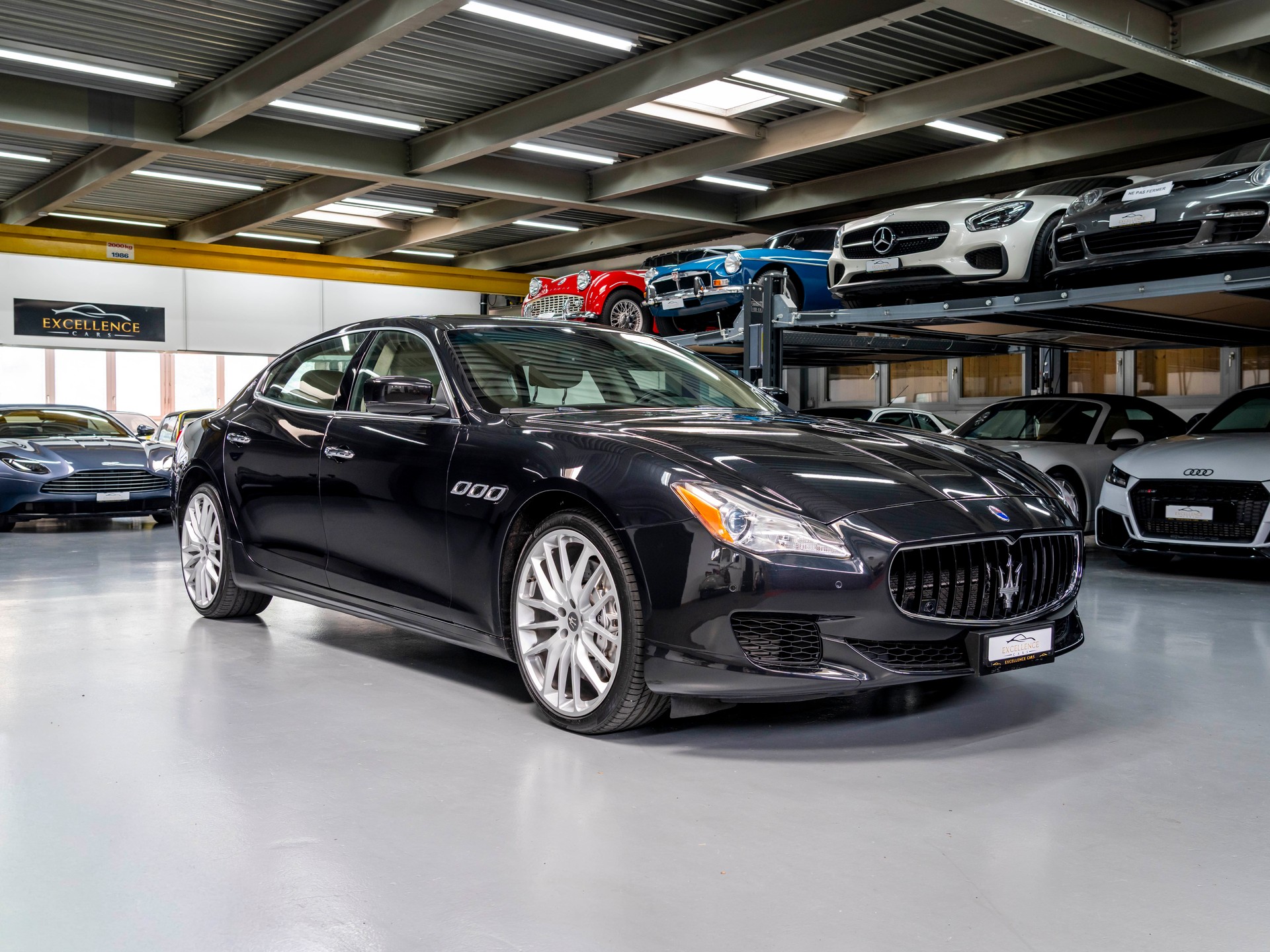 MASERATI Quattroporte 3.8 V8 DI Biturbo GTS Automatica-image-2