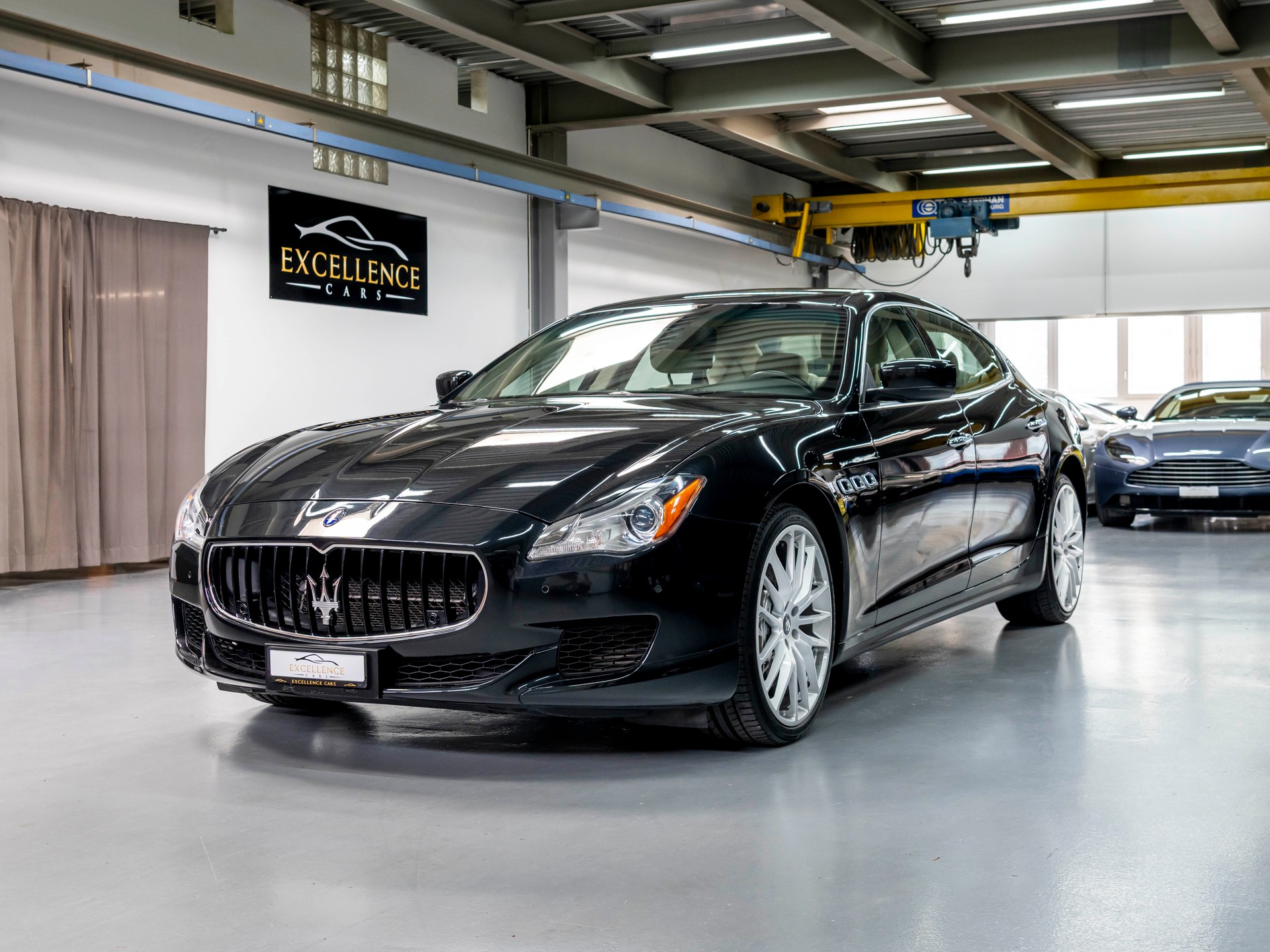 MASERATI Quattroporte 3.8 V8 DI Biturbo GTS Automatica-image-0