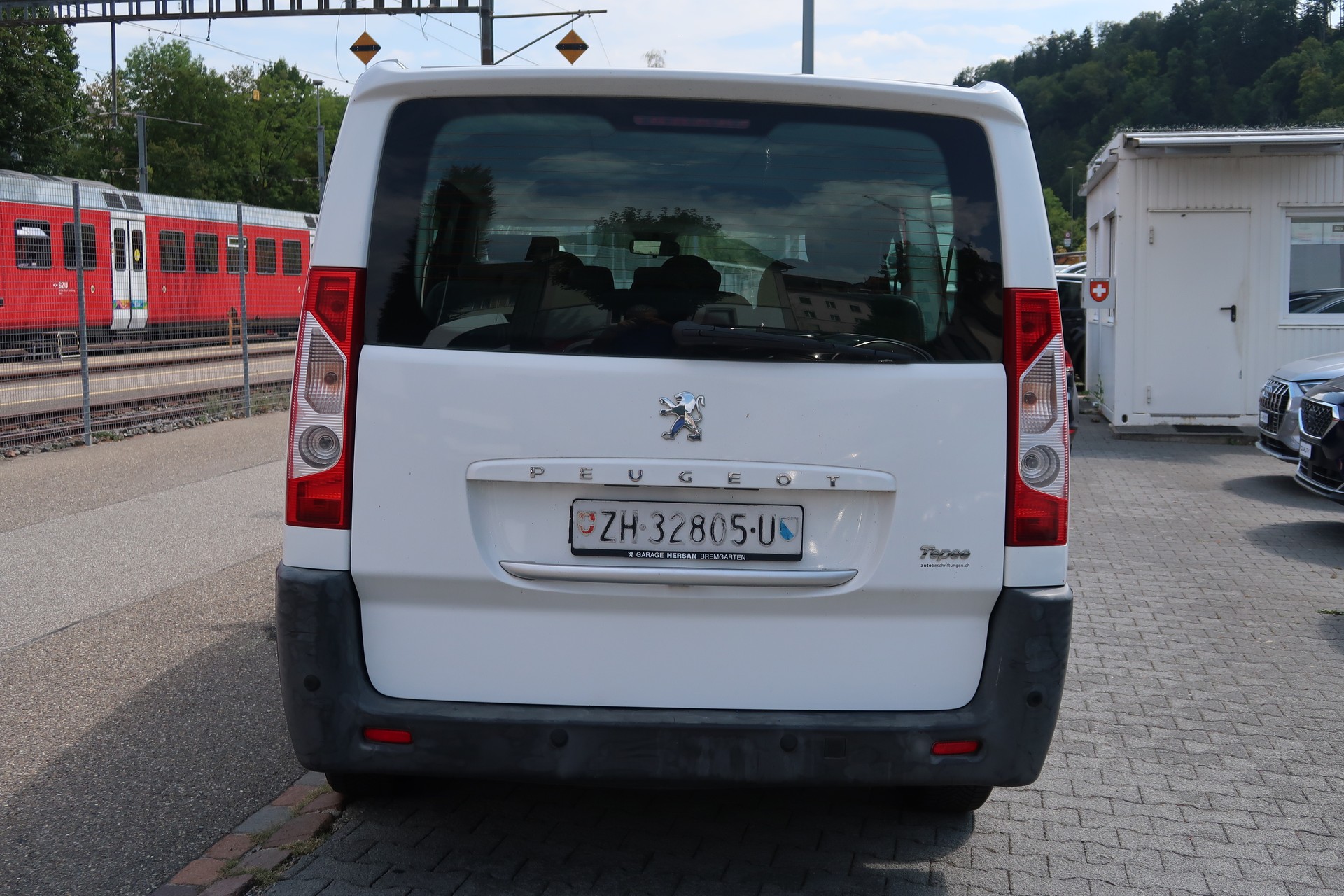 PEUGEOT Expert Tepee 2.0 HDi 9 PL Confort L2-image-4