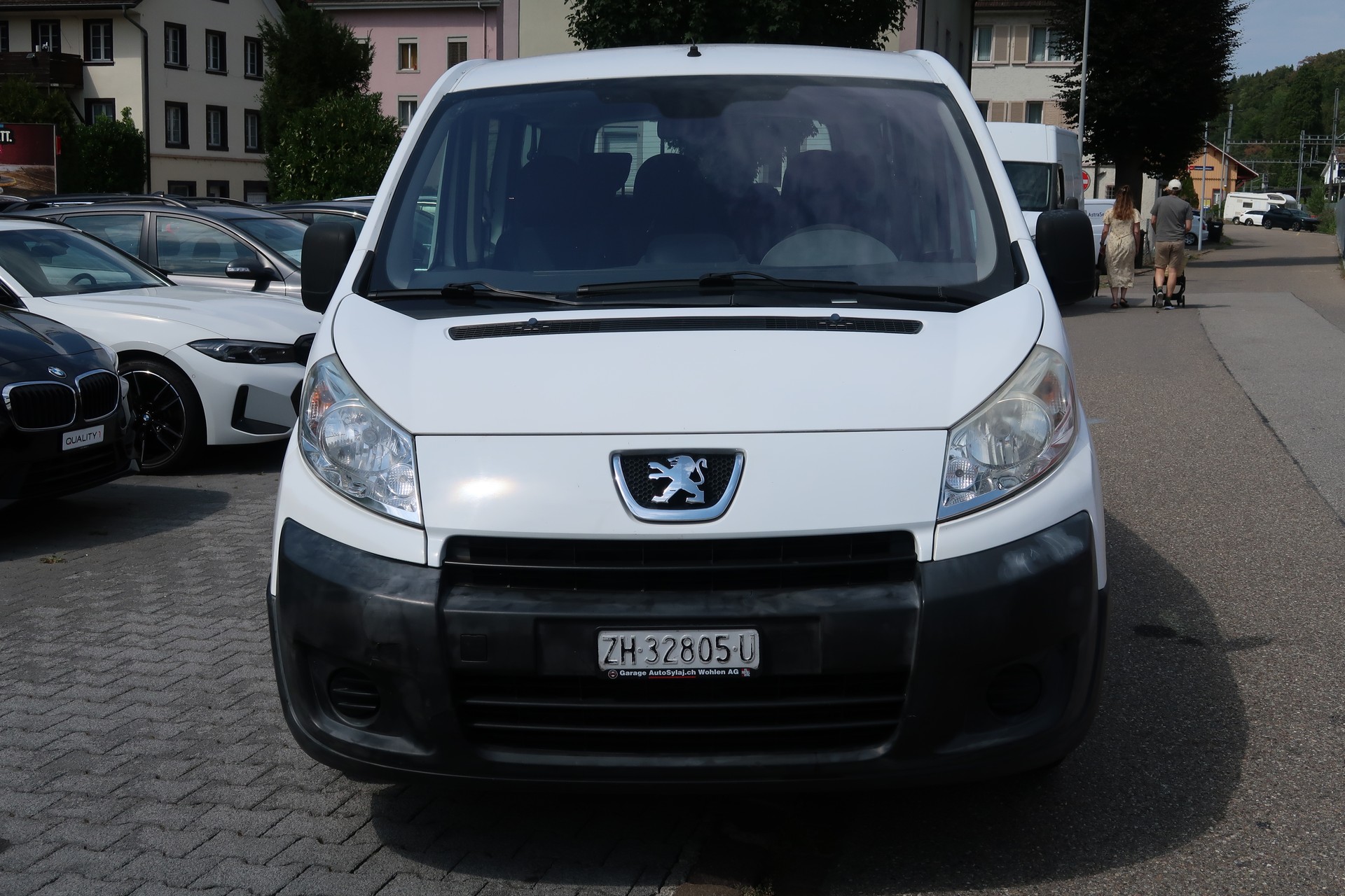 PEUGEOT Expert Tepee 2.0 HDi 9 PL Confort L2-image-1