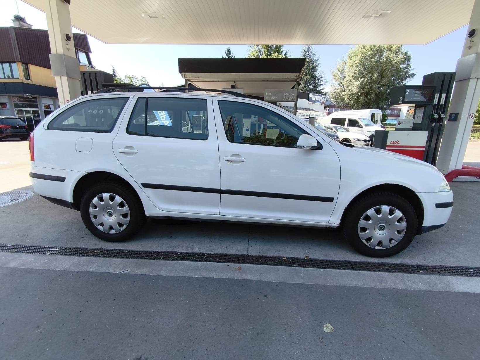 SKODA Octavia 1.9 TDI Adventure 4x4-image-5