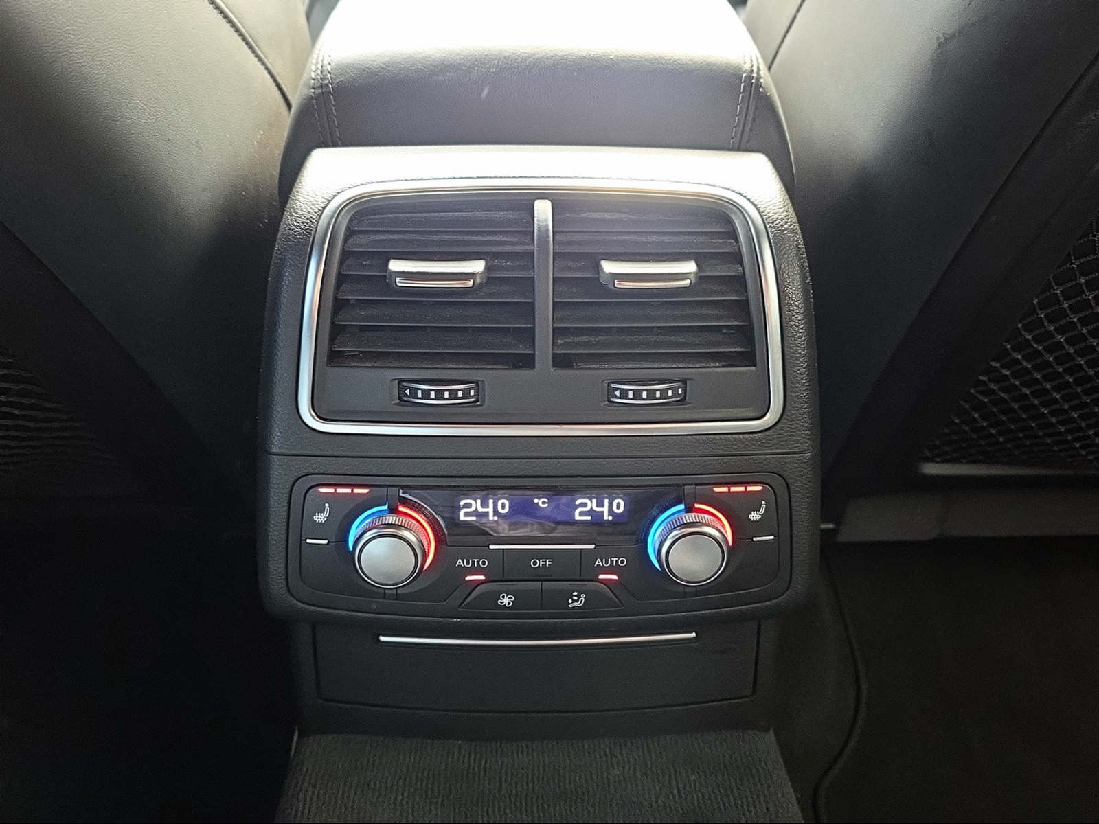 AUDI A6 Avant 3.0 TDI V6 quattro S-tronic-image-18