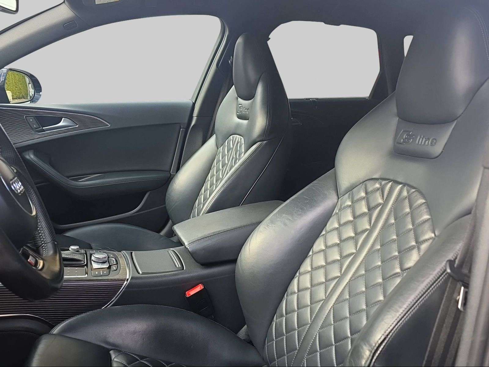 AUDI A6 Avant 3.0 TDI V6 quattro S-tronic-image-7