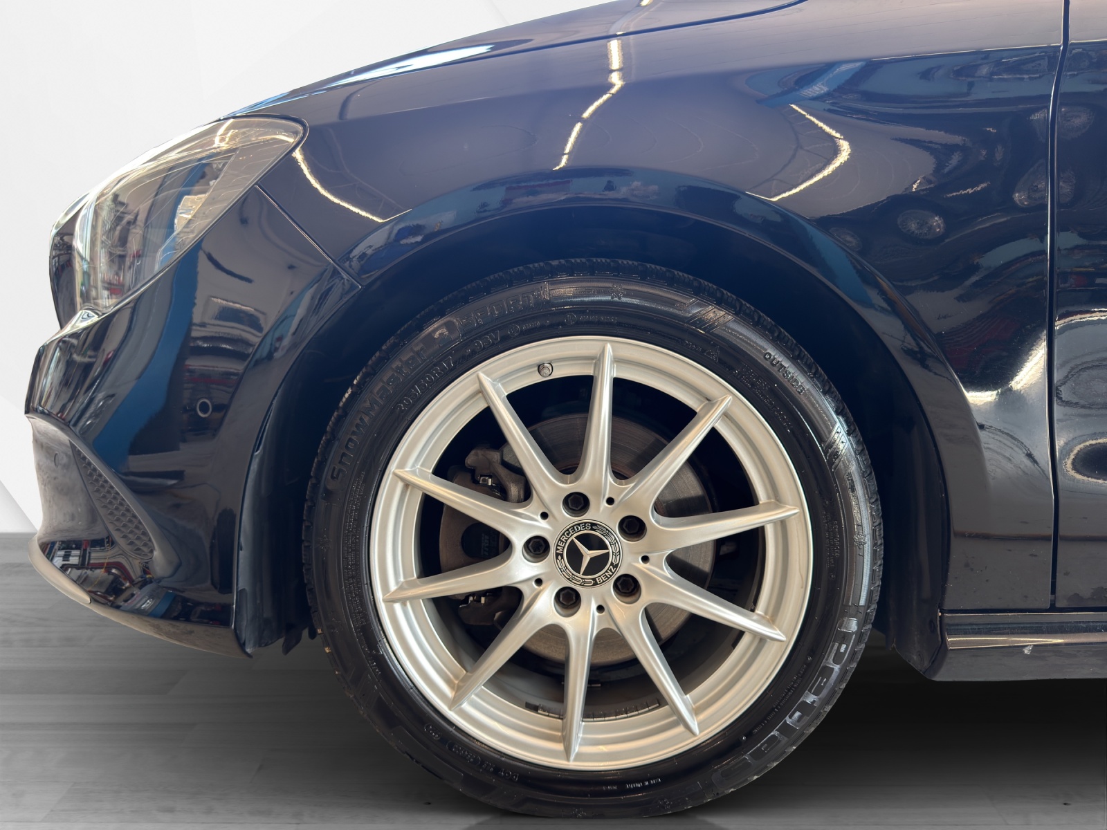 MERCEDES-BENZ CLA Shooting Brake 180 d 7G-DCT-image-15