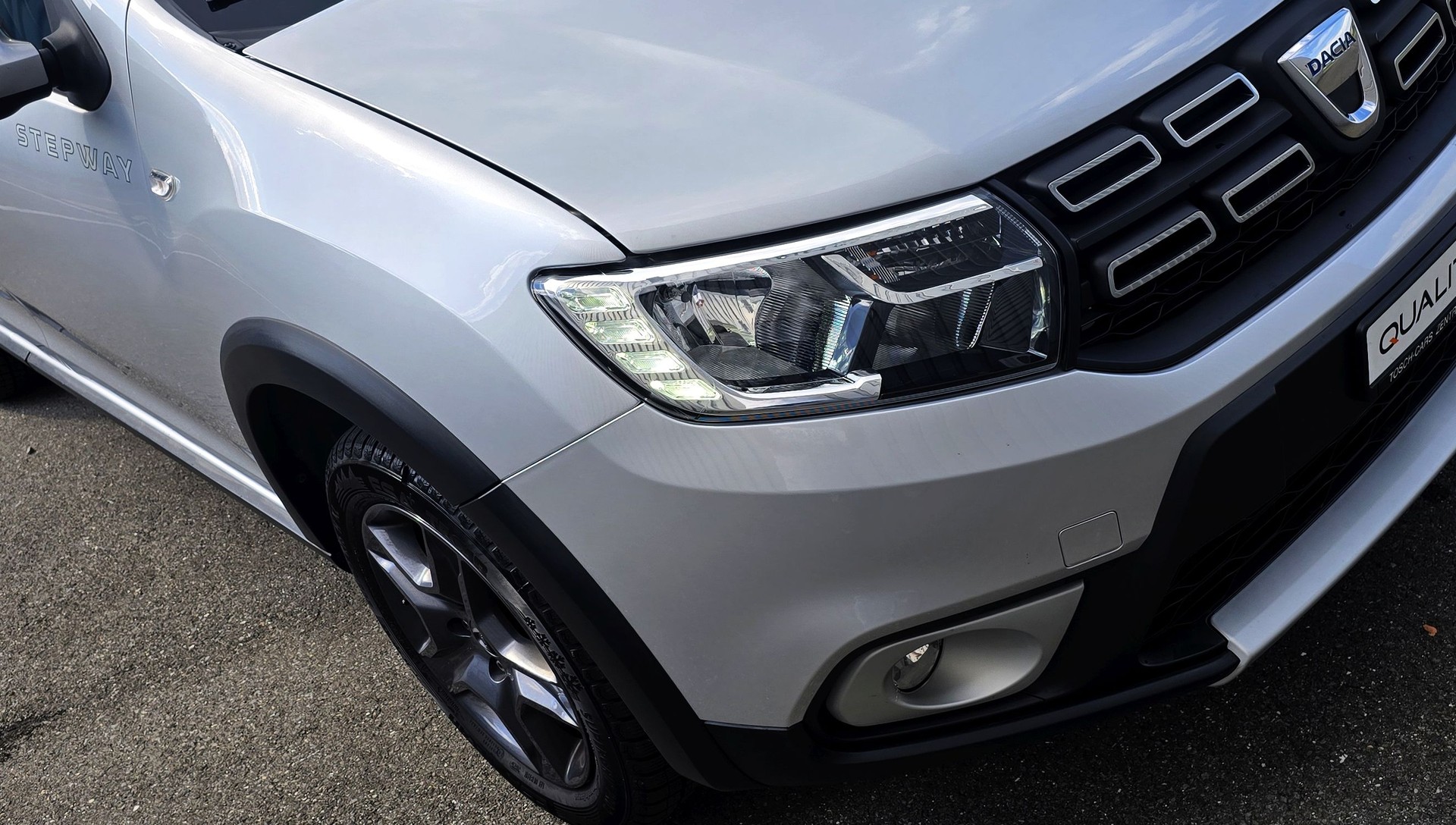 DACIA Sandero Tce 90 Stepway Automatic-image-0