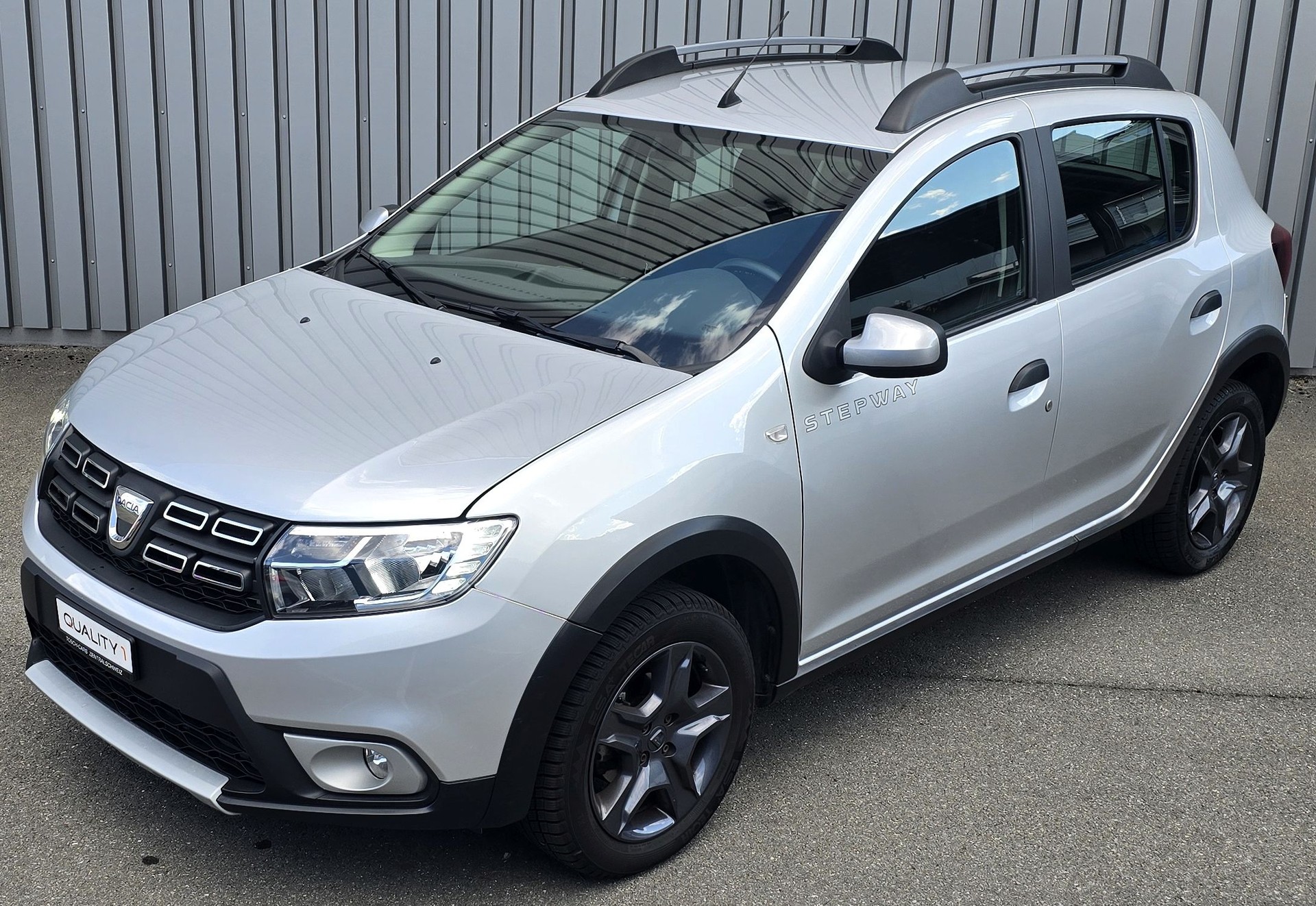 DACIA Sandero Tce 90 Stepway Automatic-image-3