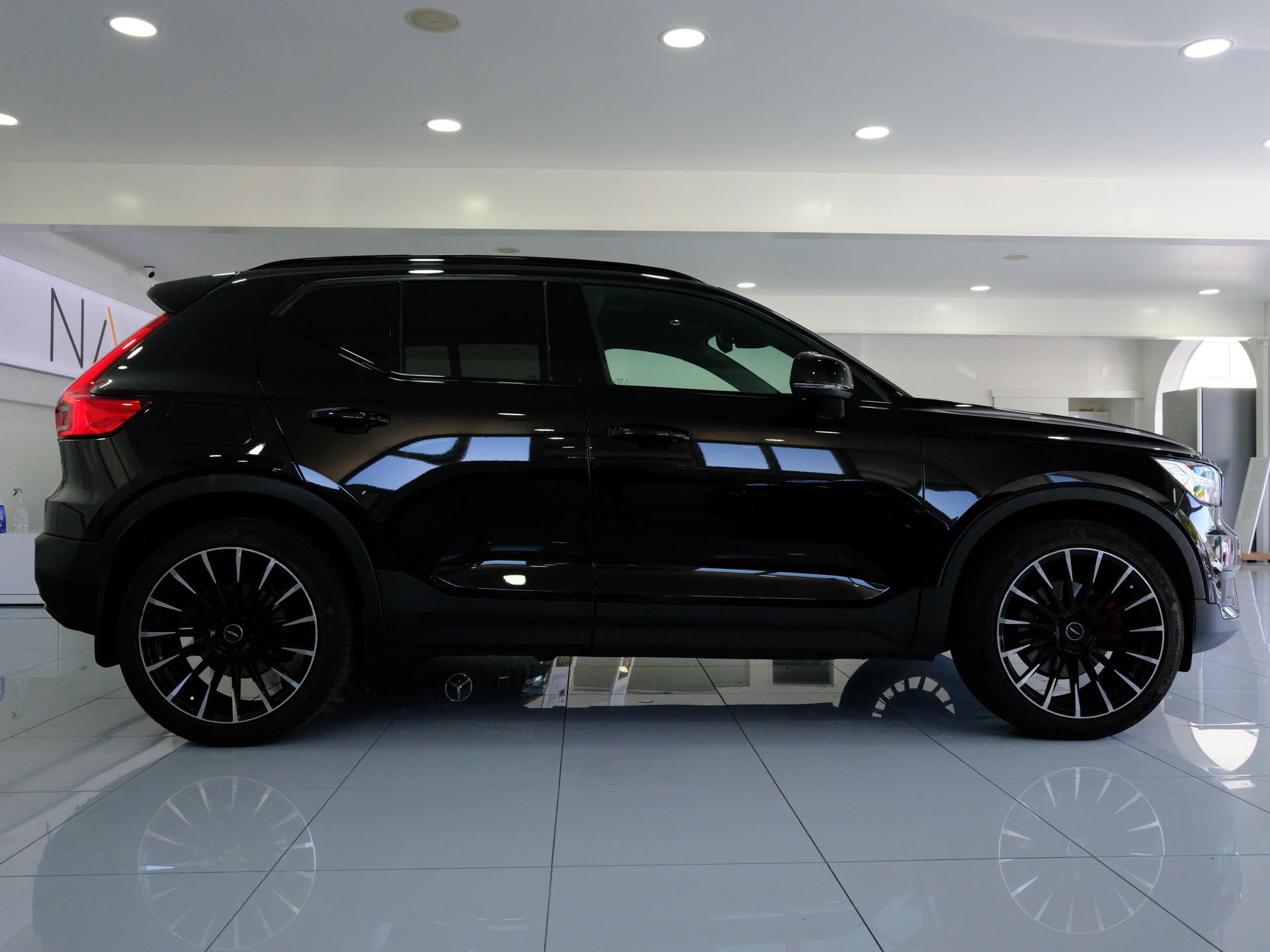 VOLVO XC40 T5 AWD R-Design Geartronic-image-7