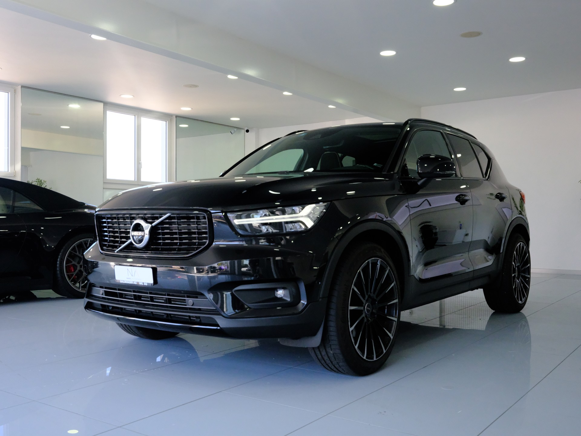 VOLVO XC40 T5 AWD R-Design Geartronic-showroom-element-3
