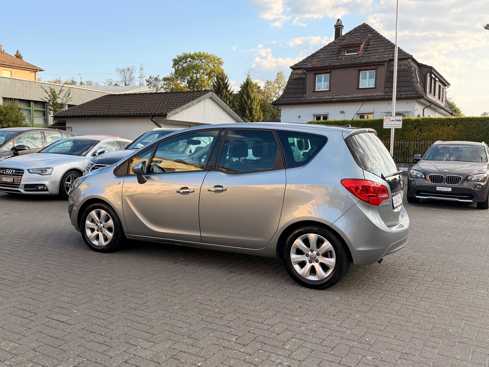 OPEL Meriva 1.4 Turbo Cosmo Automatic-image-7