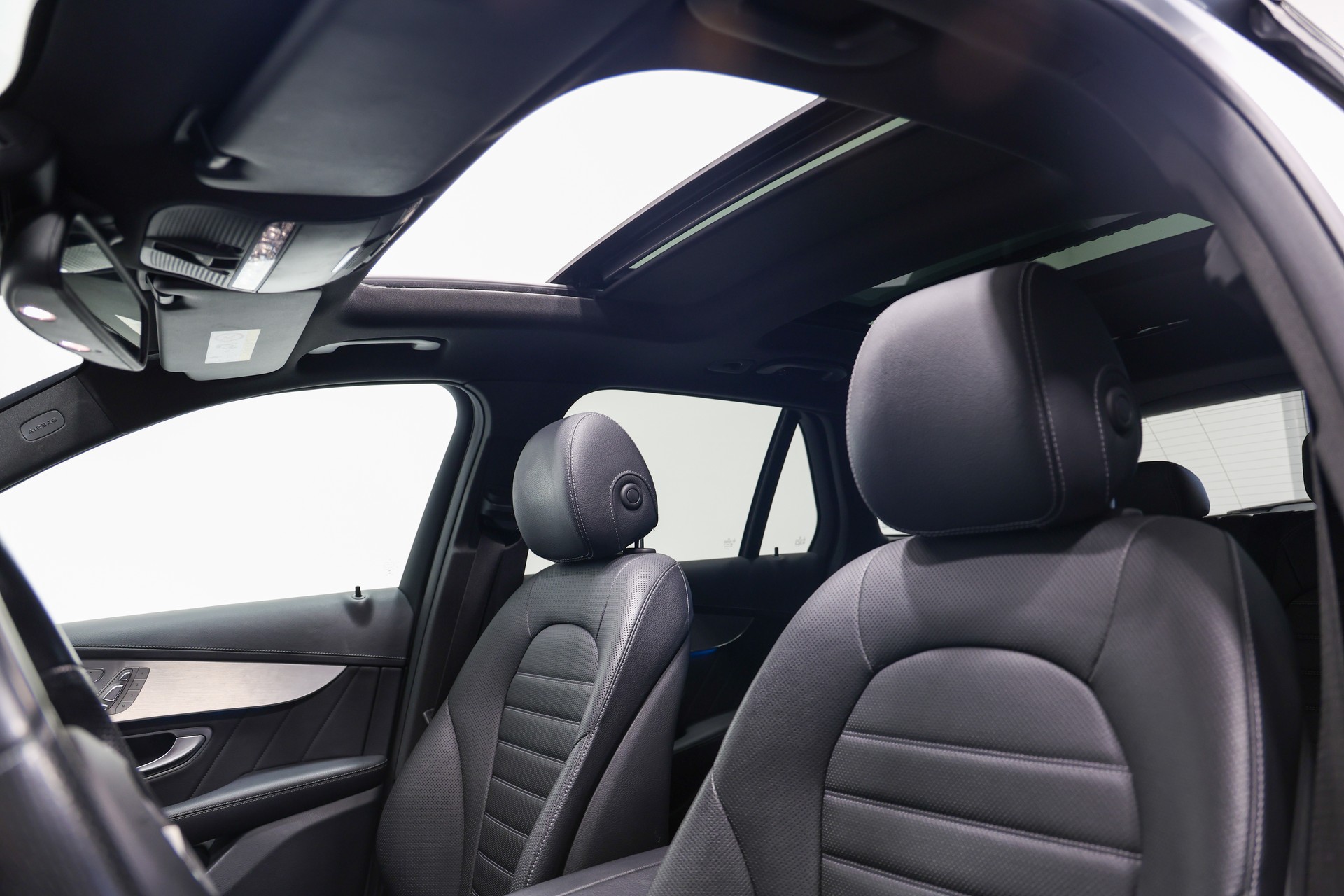 MERCEDES-BENZ GLC 250 d AMG Line 4Matic 9G-Tronic *CH-Fahrzeug*AHK 2500kg*-image-14