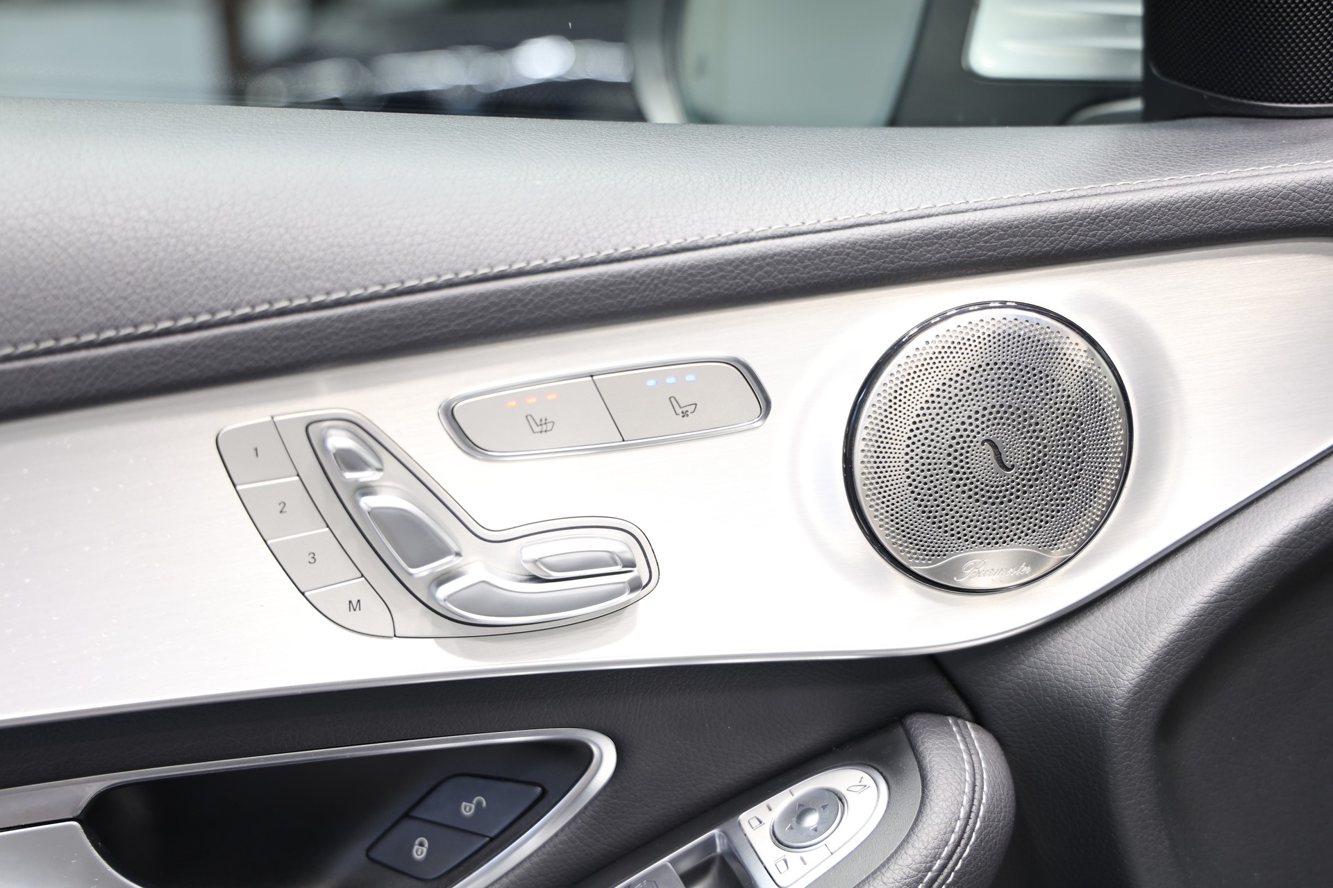 MERCEDES-BENZ GLC 250 d AMG Line 4Matic 9G-Tronic *CH-Fahrzeug*AHK 2500kg*-image-19
