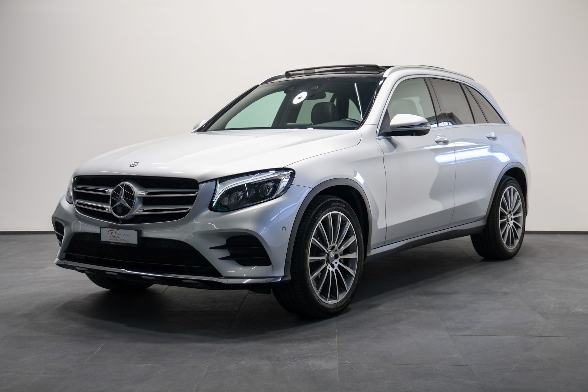 MERCEDES-BENZ GLC 250 d AMG Line 4Matic 9G-Tronic *CH-Fahrzeug*AHK 2500kg*-image-3