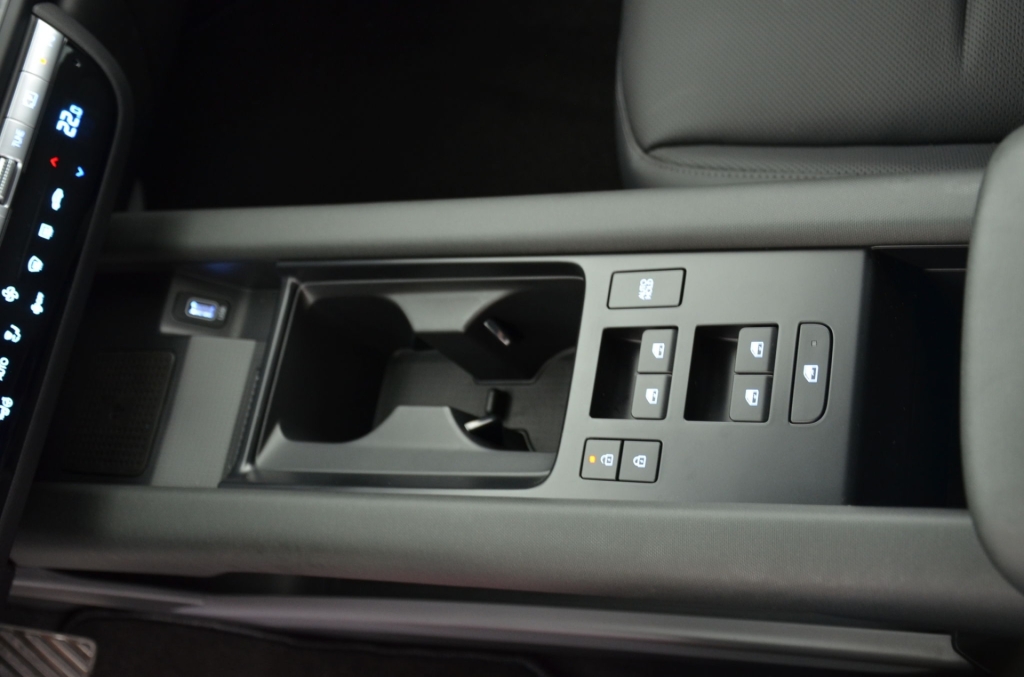 HYUNDAI IONIQ 6 TOP LINE 77,4 kWh 4WD-image-22