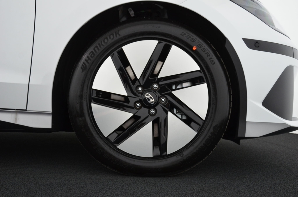 HYUNDAI IONIQ 6 TOP LINE 77,4 kWh 4WD-image-9