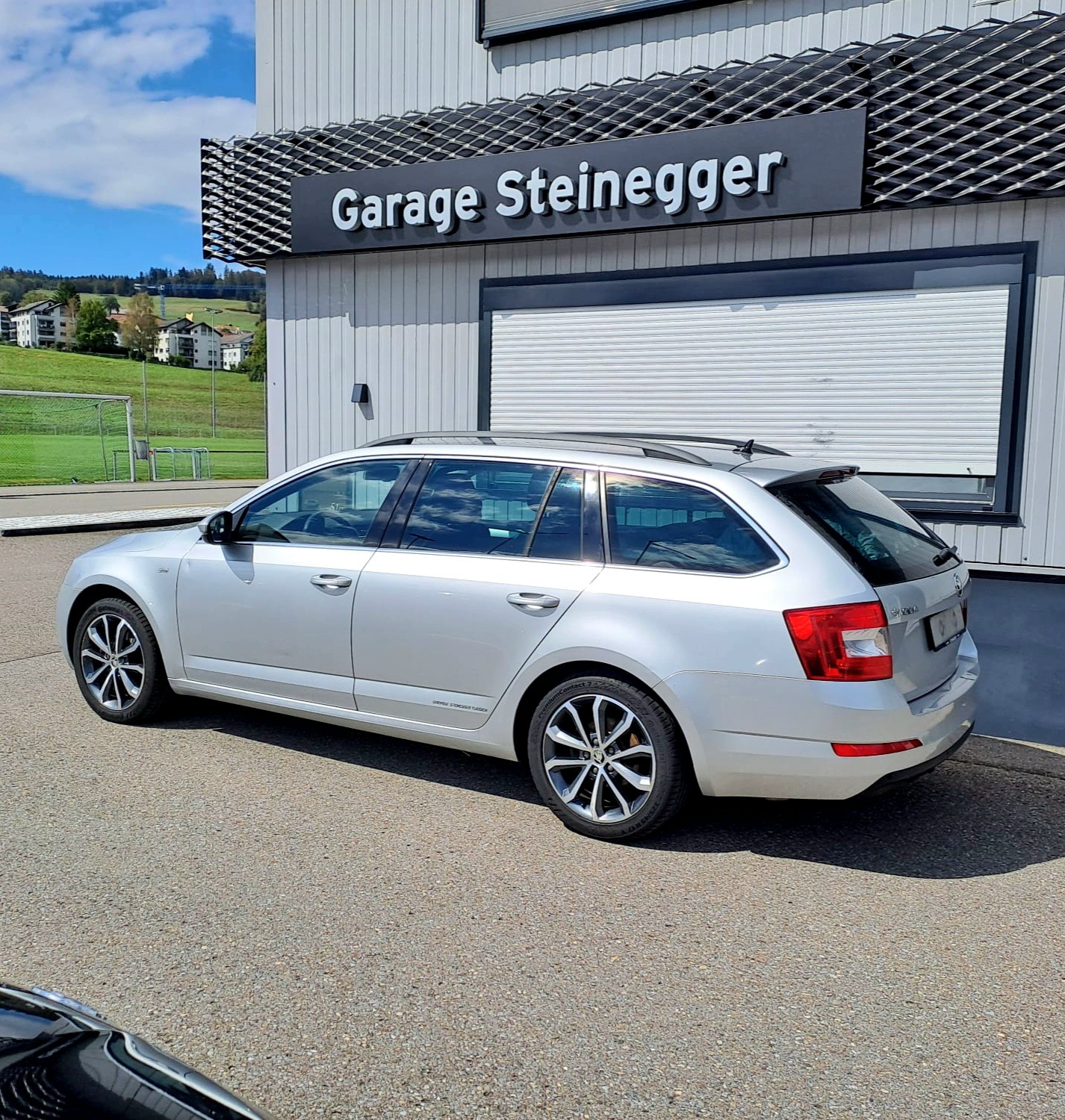 SKODA Octavia Combi 1.8 TSI Style 4x4 DSG inkl. AHK-image-4